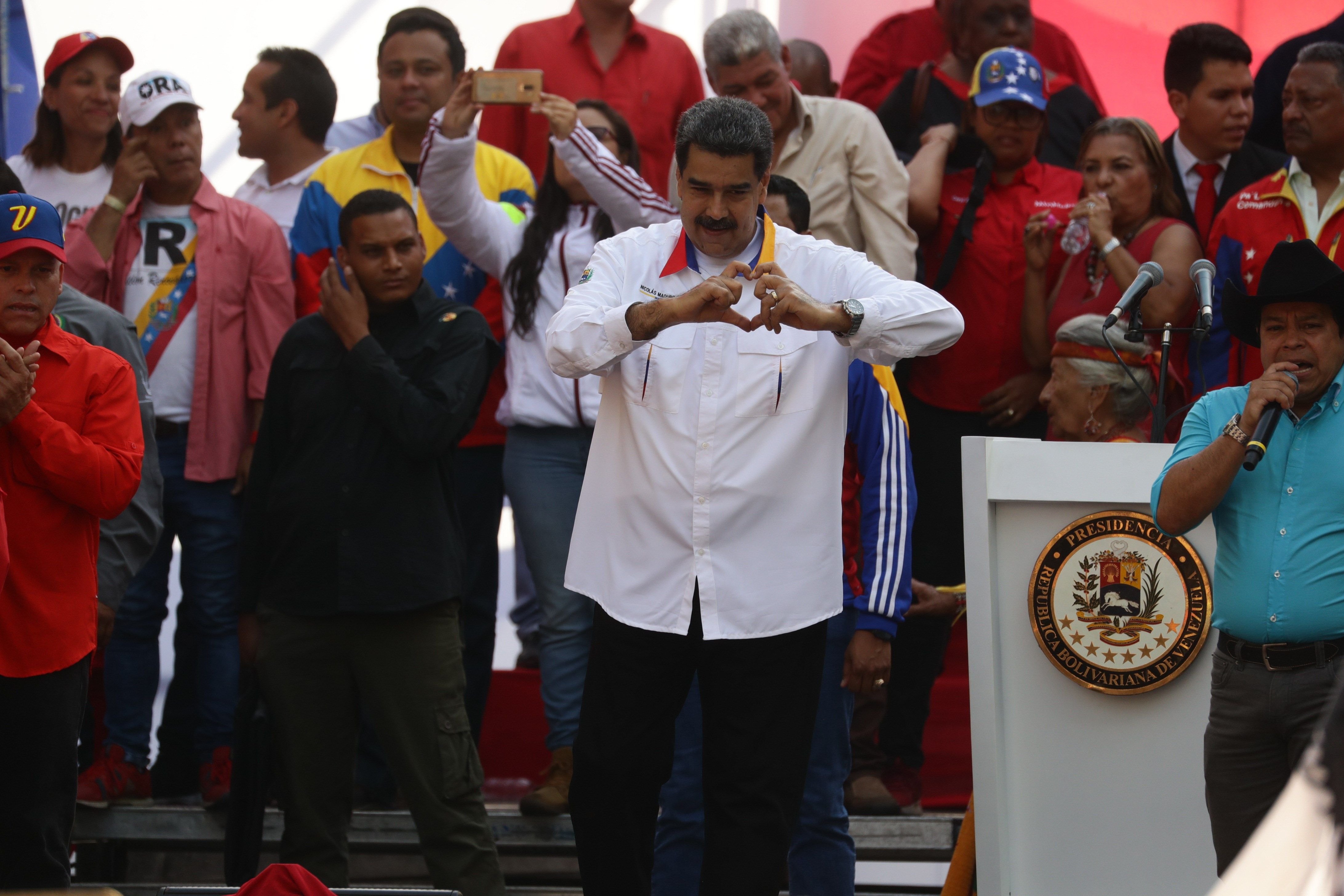 Maduro indulta opositors presos i exiliats per "promoure la reconciliació"