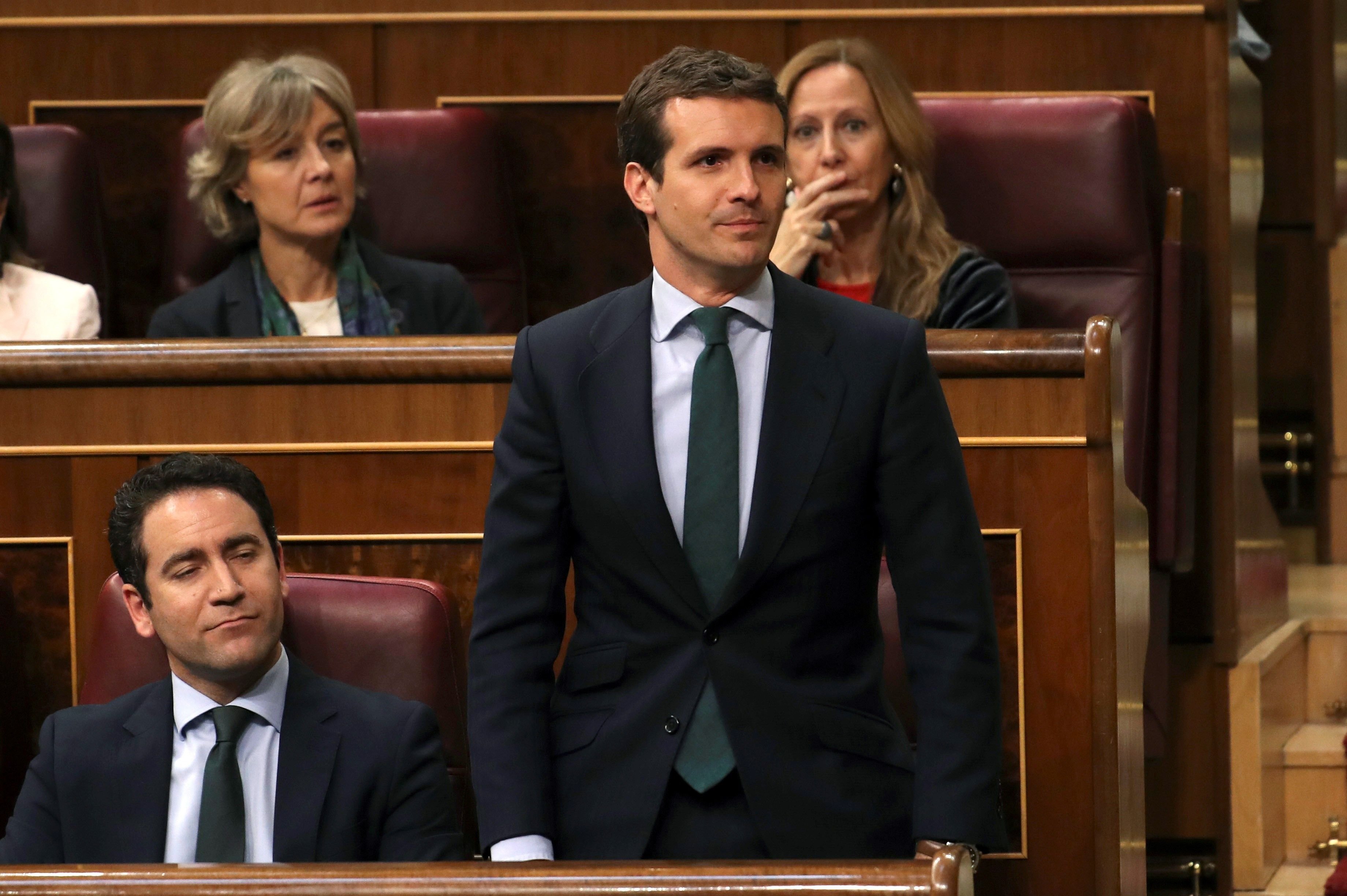 Casado titlla de "vergonya internacional" la presa de possessió dels presos