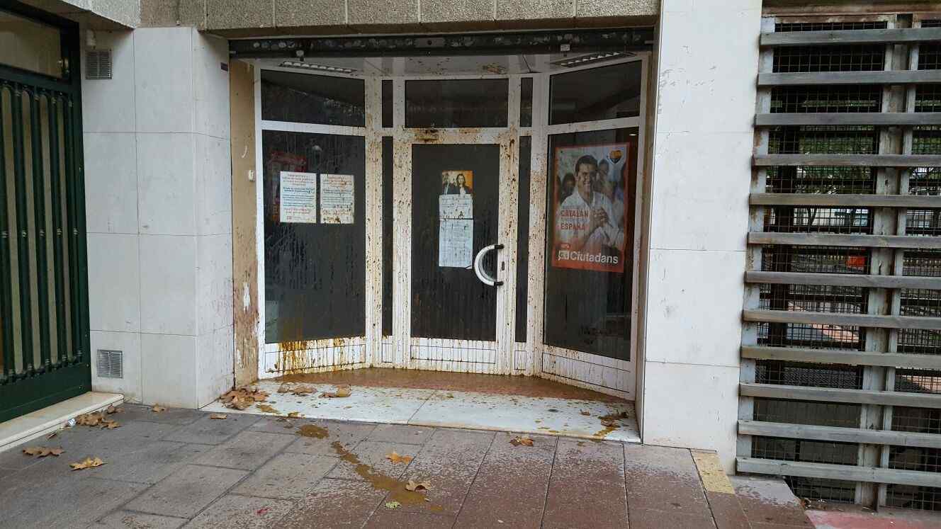 Nuevo ataque a la sede de C's en l'Hospitalet de Llobregat