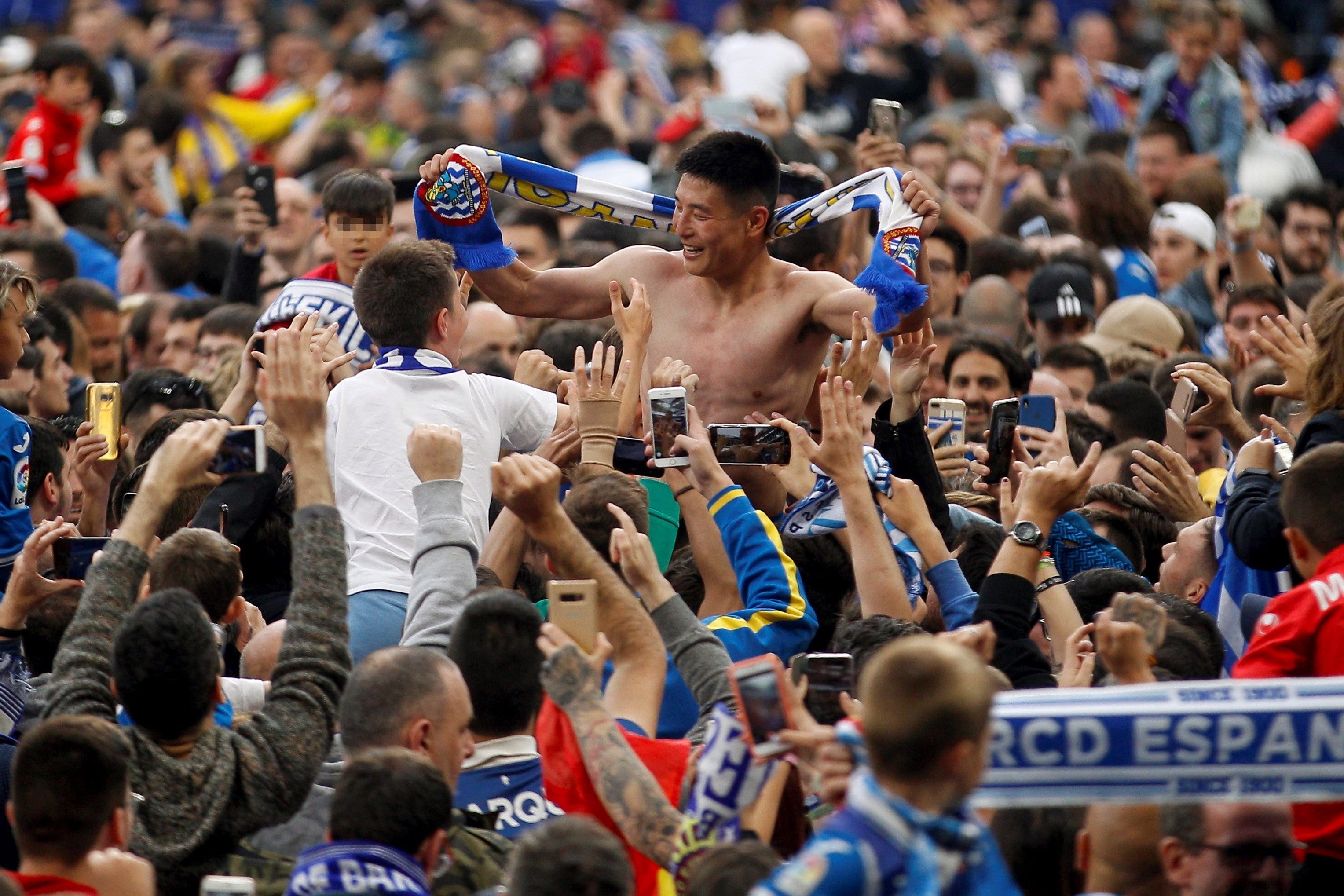 El Espanyol, multado por permitir una invasión de campo en el último partido de Liga