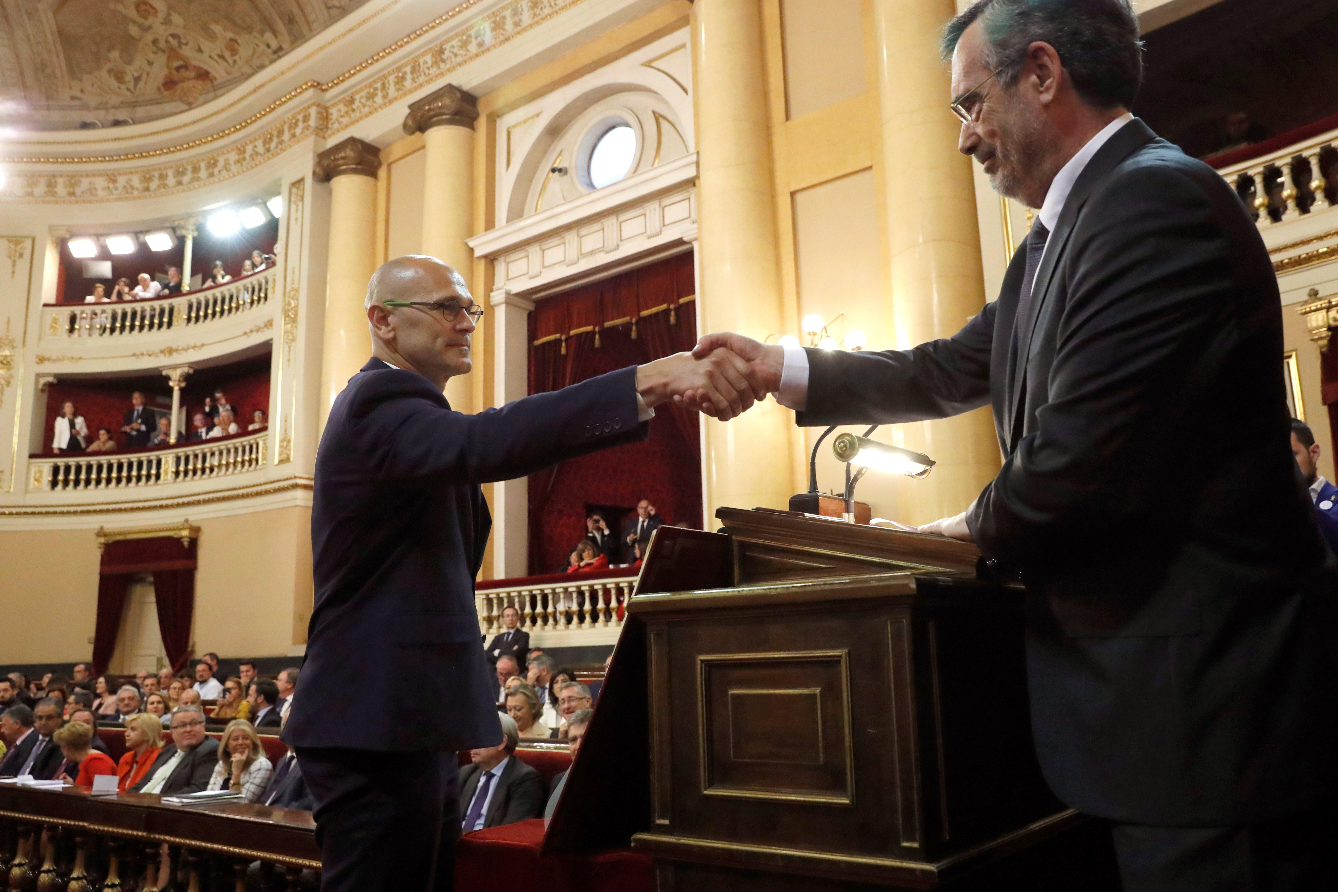 Catalan prisoner Raül Romeva suspended from seat in Spanish Senate