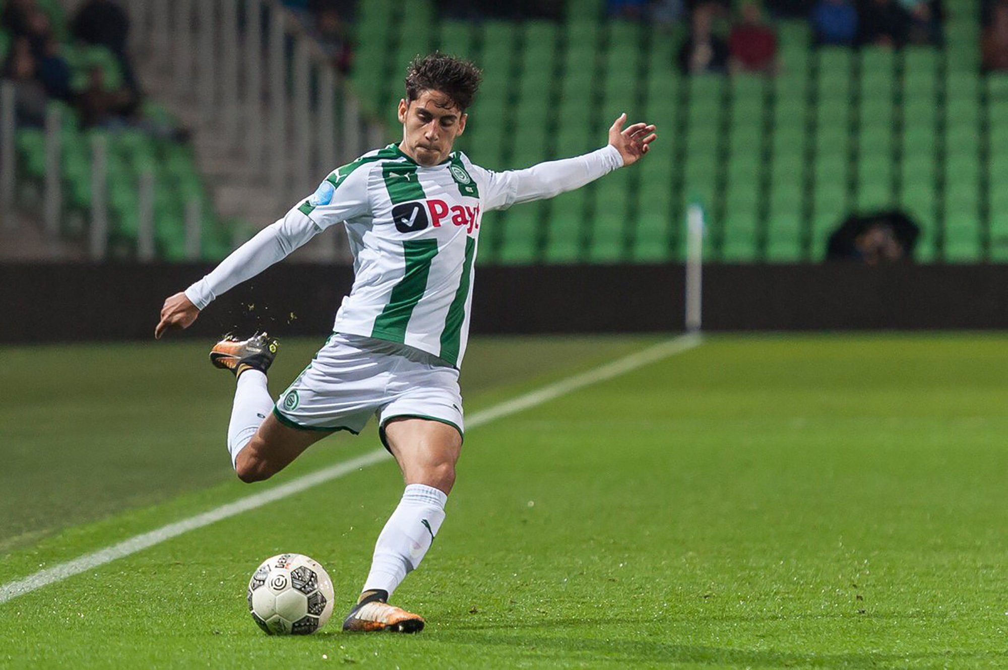 El Barça fitxa Ludovit Reis, migcampista holandès del Groningen