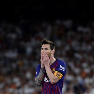 Messi trist final copa rei barca valencia Messi trist final copa rei barca valencia