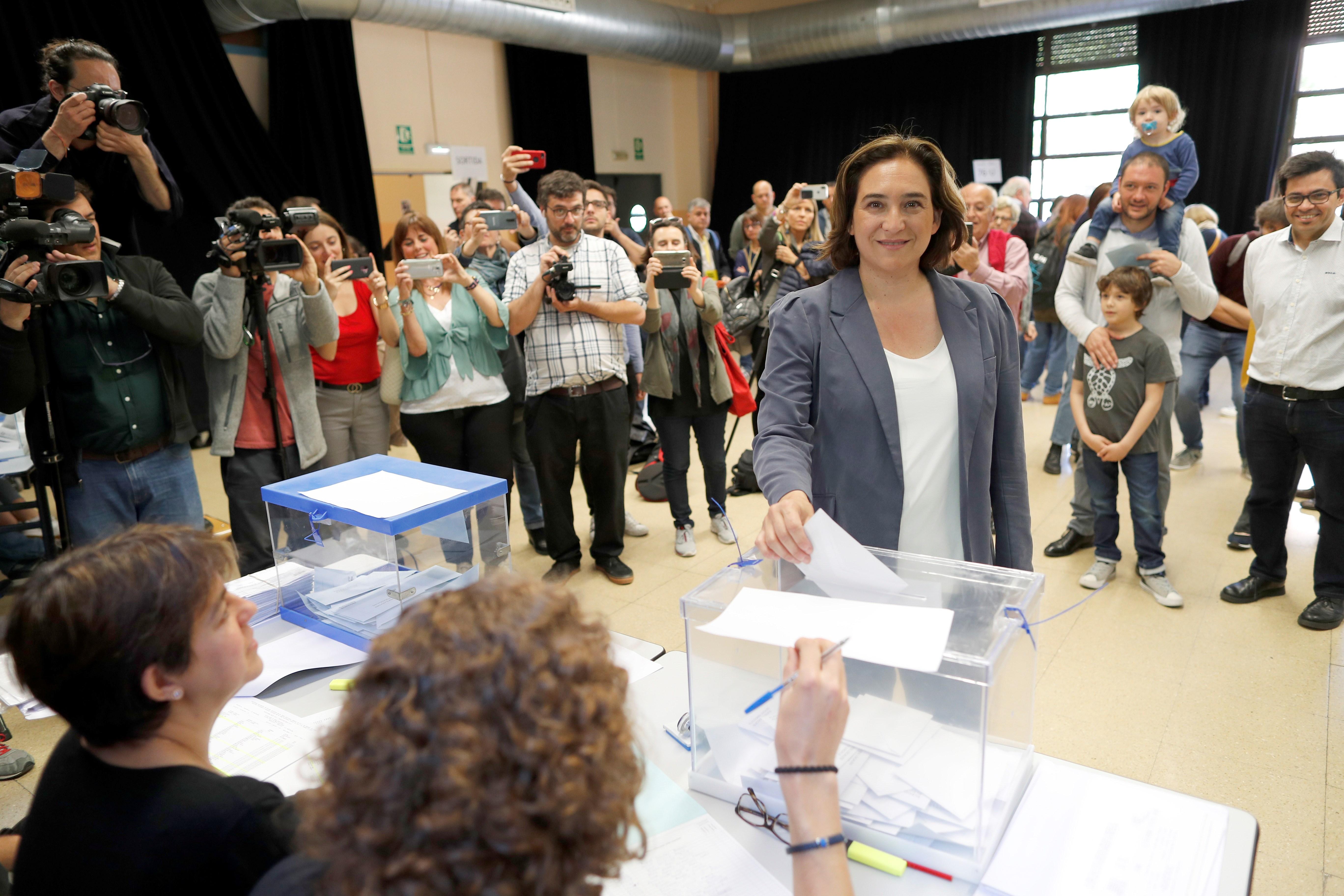 Creus que l'Estat està darrere de l''operació Colau'?