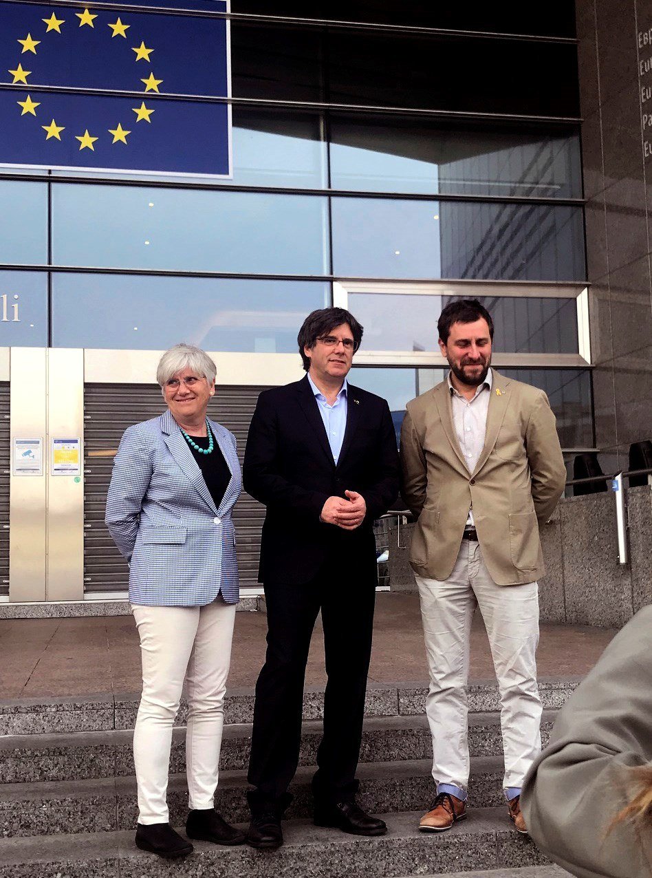 Puigdemont i Comín demanen entrar a l'eurogrup dels Verds/ALE