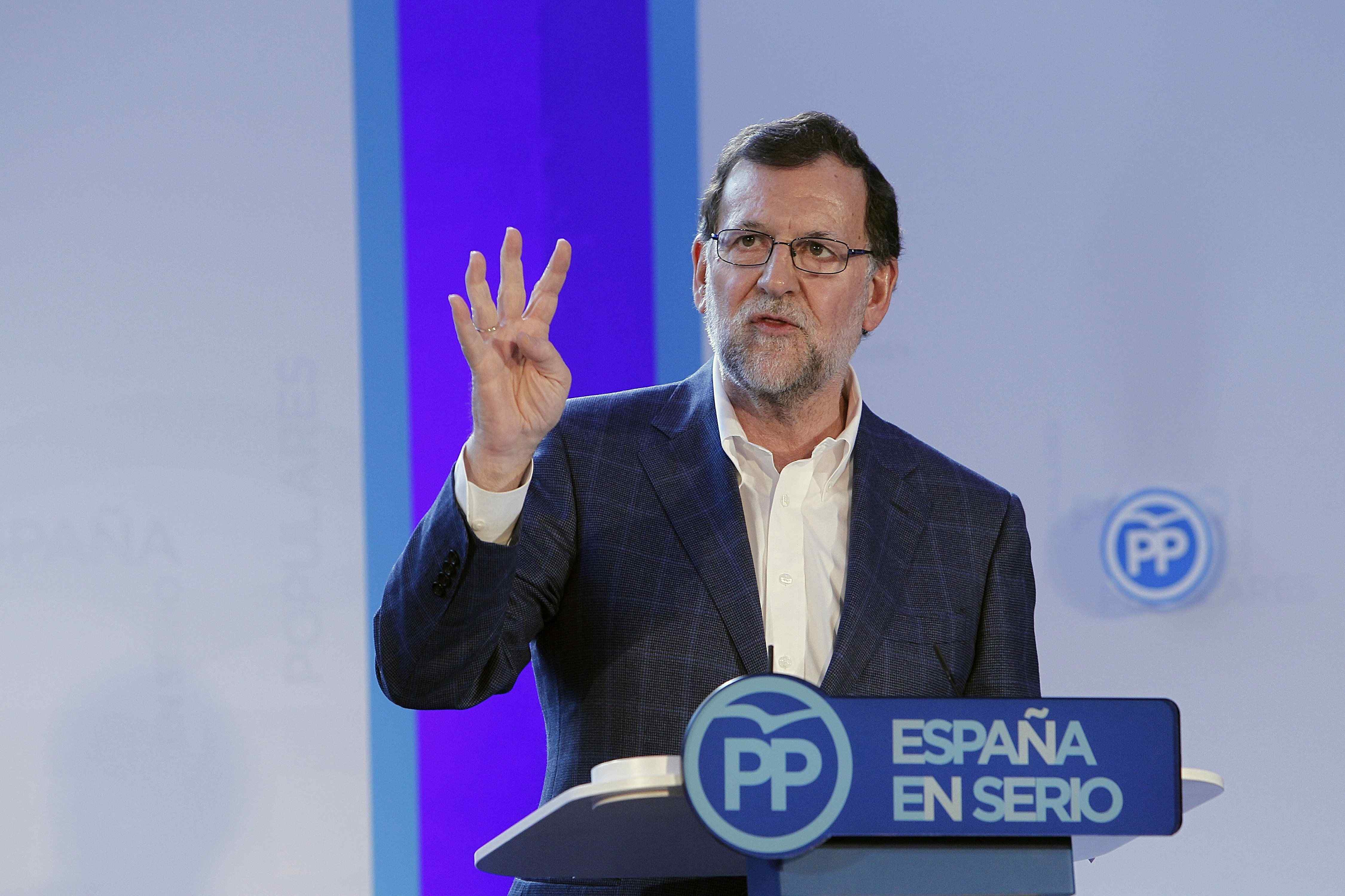 Rajoy calla sobre un Soria que no recuerda nada