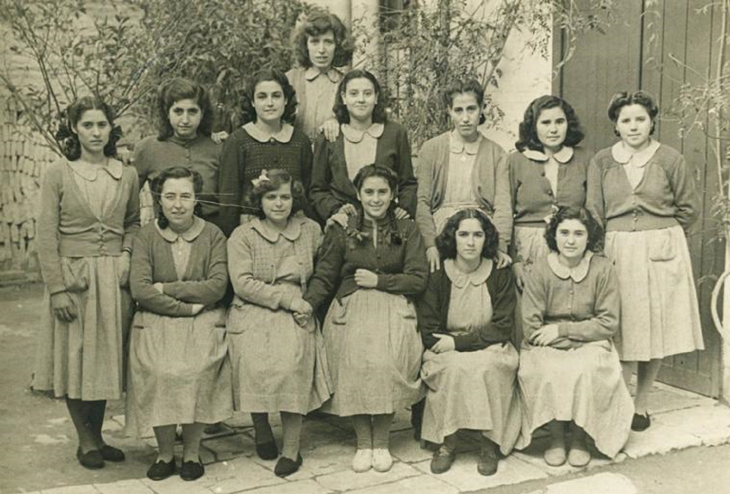 Recluyen y adoctrinan a los hijos de familias republicanas desestructuradas