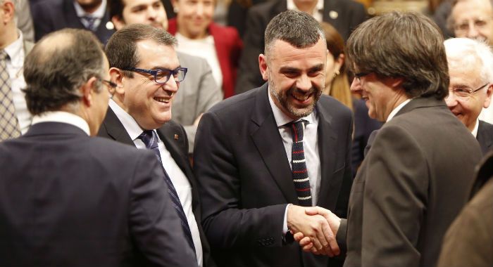 El Govern de Puigdemont mantiene el esquema de JxSí