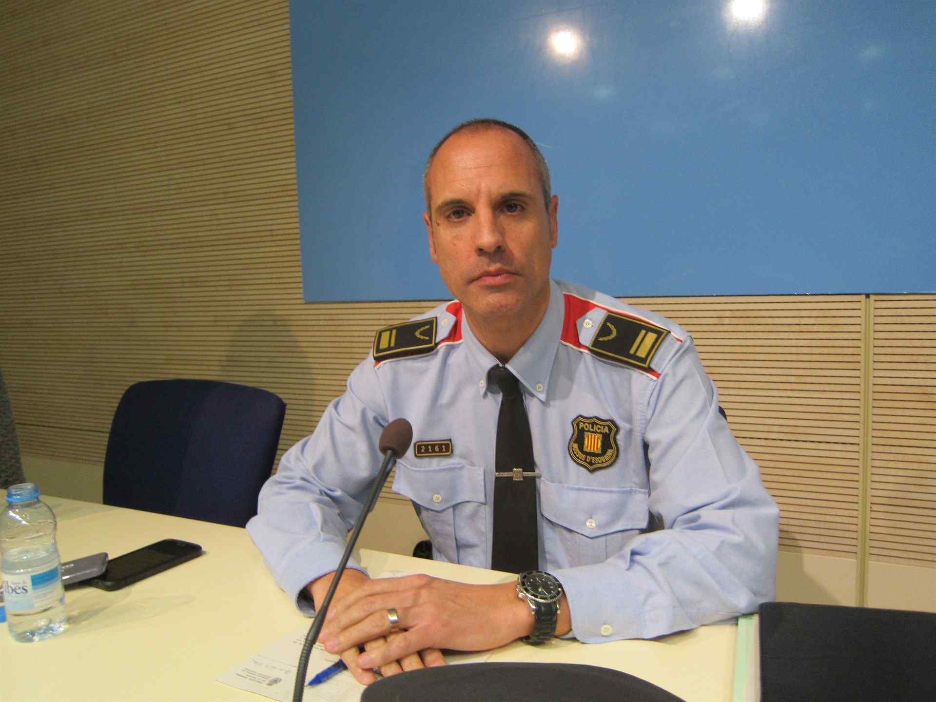 Els Mossos, "sorpresos" que la Policia doni ordres antiterroristes als ajuntaments catalans