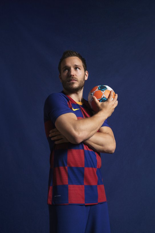 Victor Tomas Barça samarreta escacada FC Barcelona