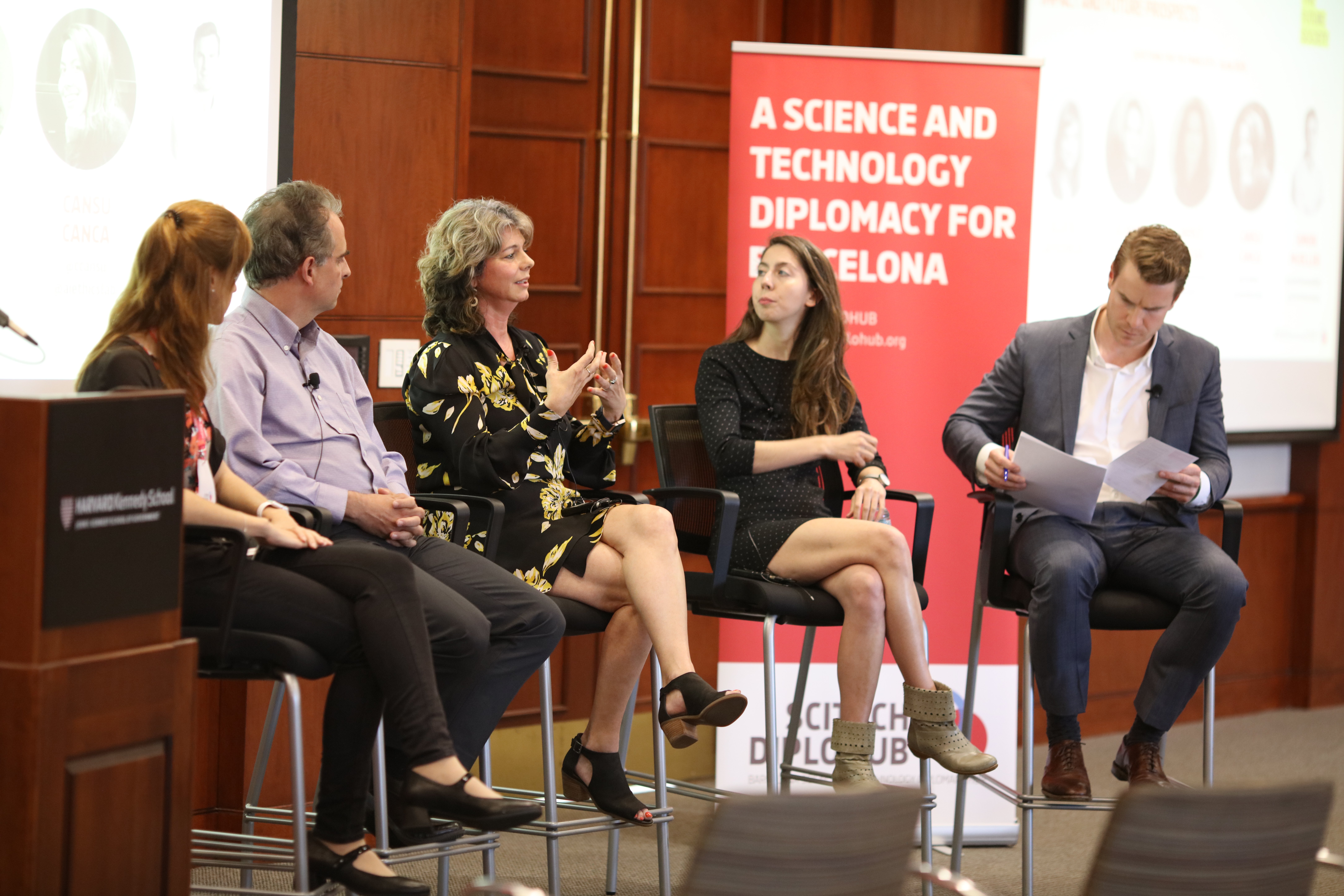 El ecosistema científico y tecnológico catalán teje alianzas con Boston