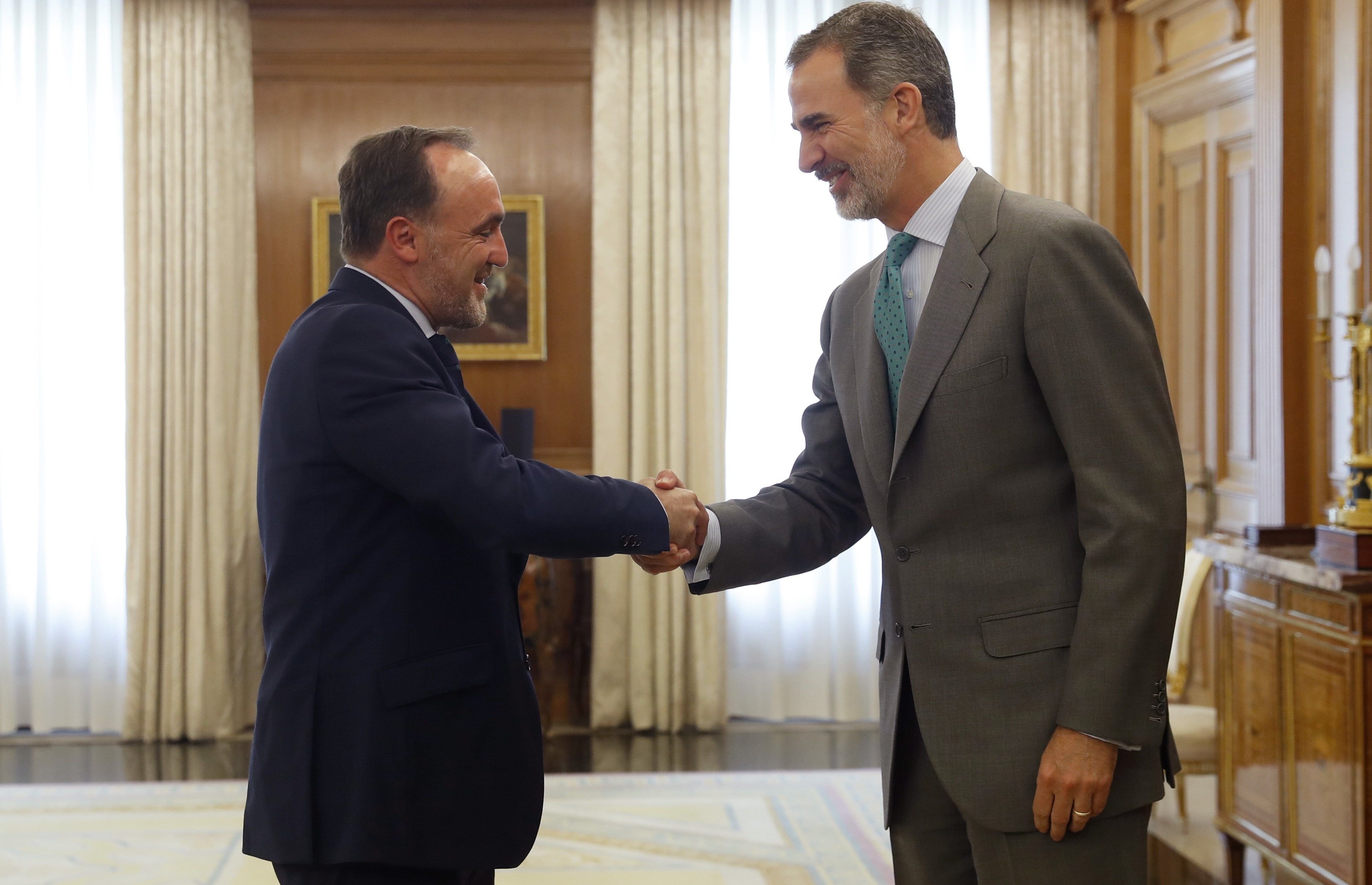 UPN se abre a negociar la investidura de Sánchez a cambio de gobernar Navarra