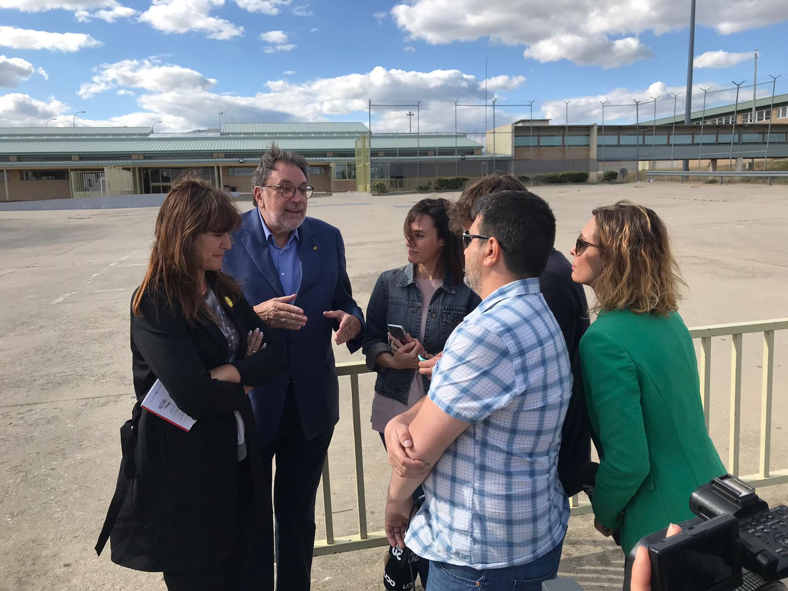 Borràs: “L’Estat és més garantista amb els ossos d’un dictador que amb els diputats”