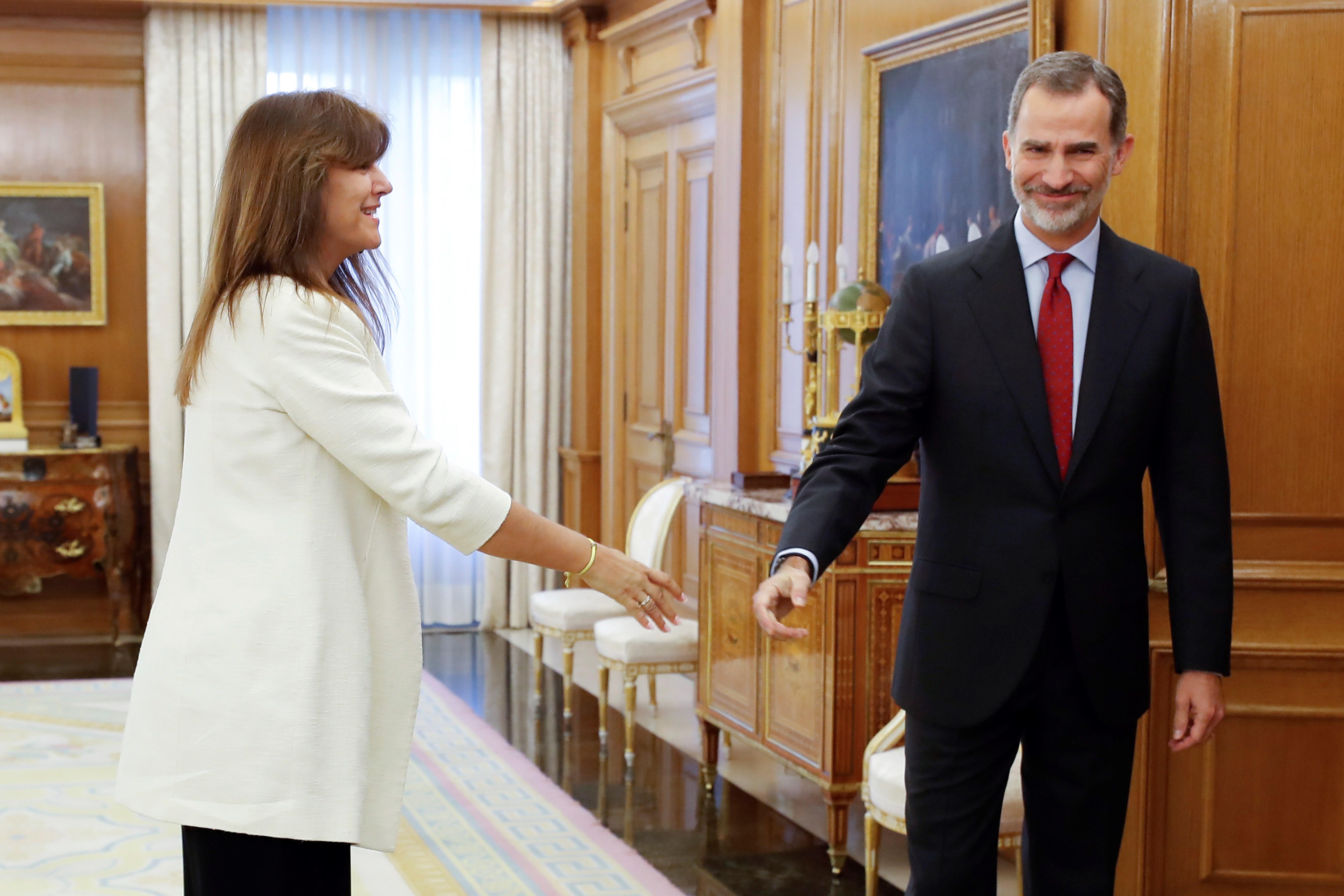 Catalan deputy meets Spanish king, gives him copy of UN working group report