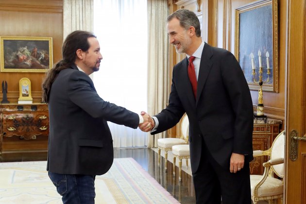 Pablo Iglesias i Felip VI investudura EFE Pablo Iglesias i Felip VI investudura EFE