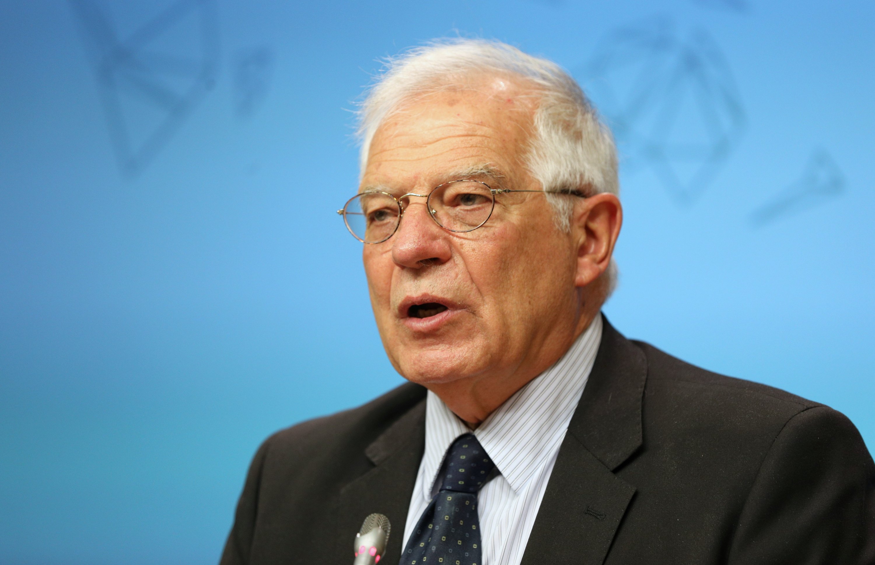 Borrell acusa Torra de crear una xarxa d'ambaixades per forçar "la separació d'Espanya"