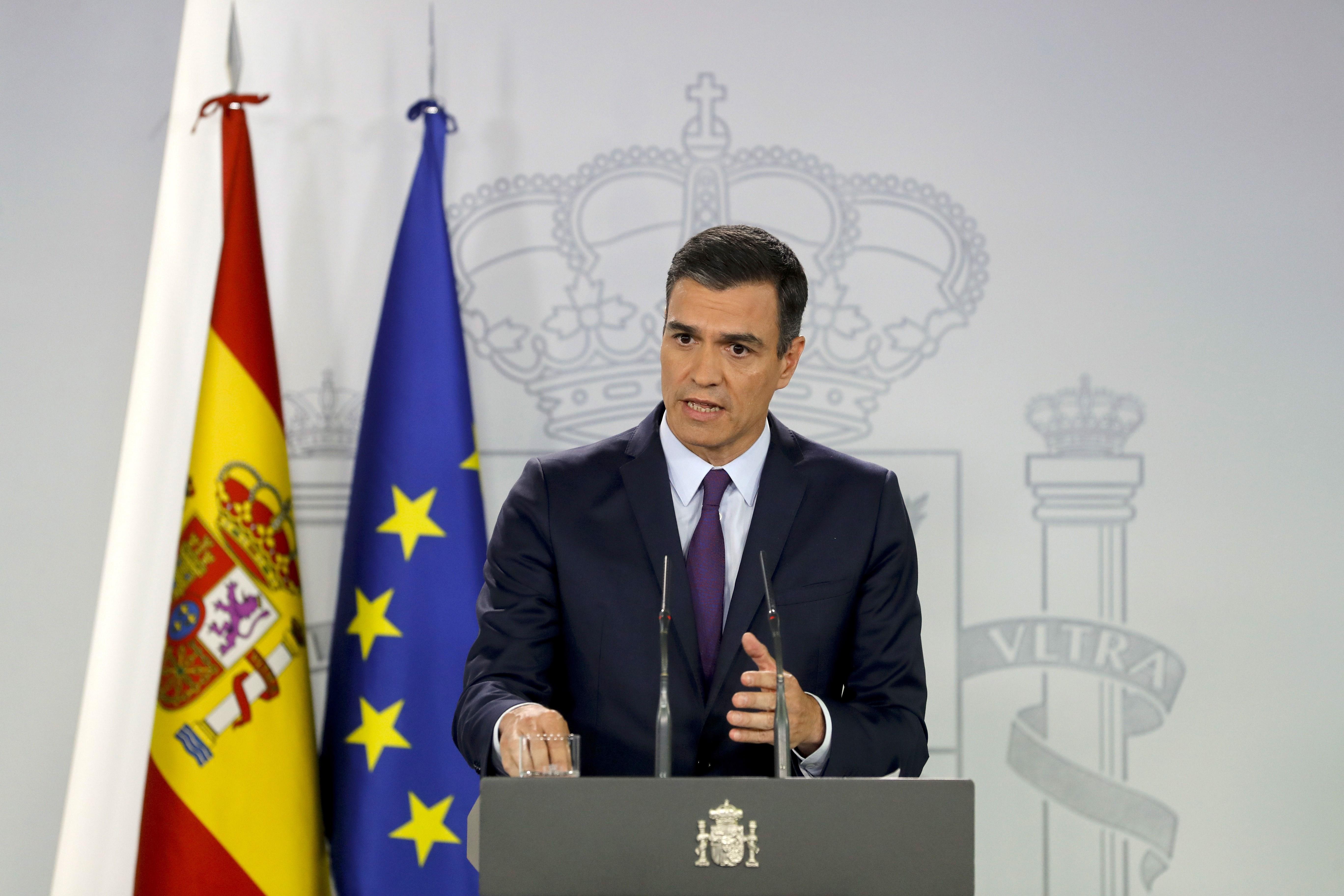 Sánchez ja ha convocat Iglesias, Rivera i Casado per negociar la investidura