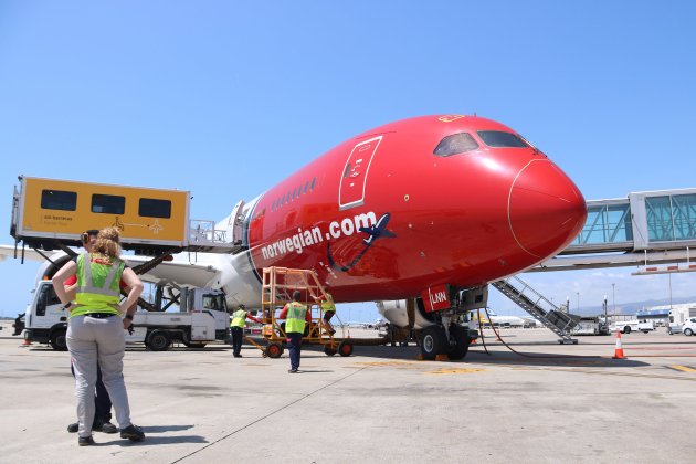 Avio Norwegian aeroport el prat - ACN