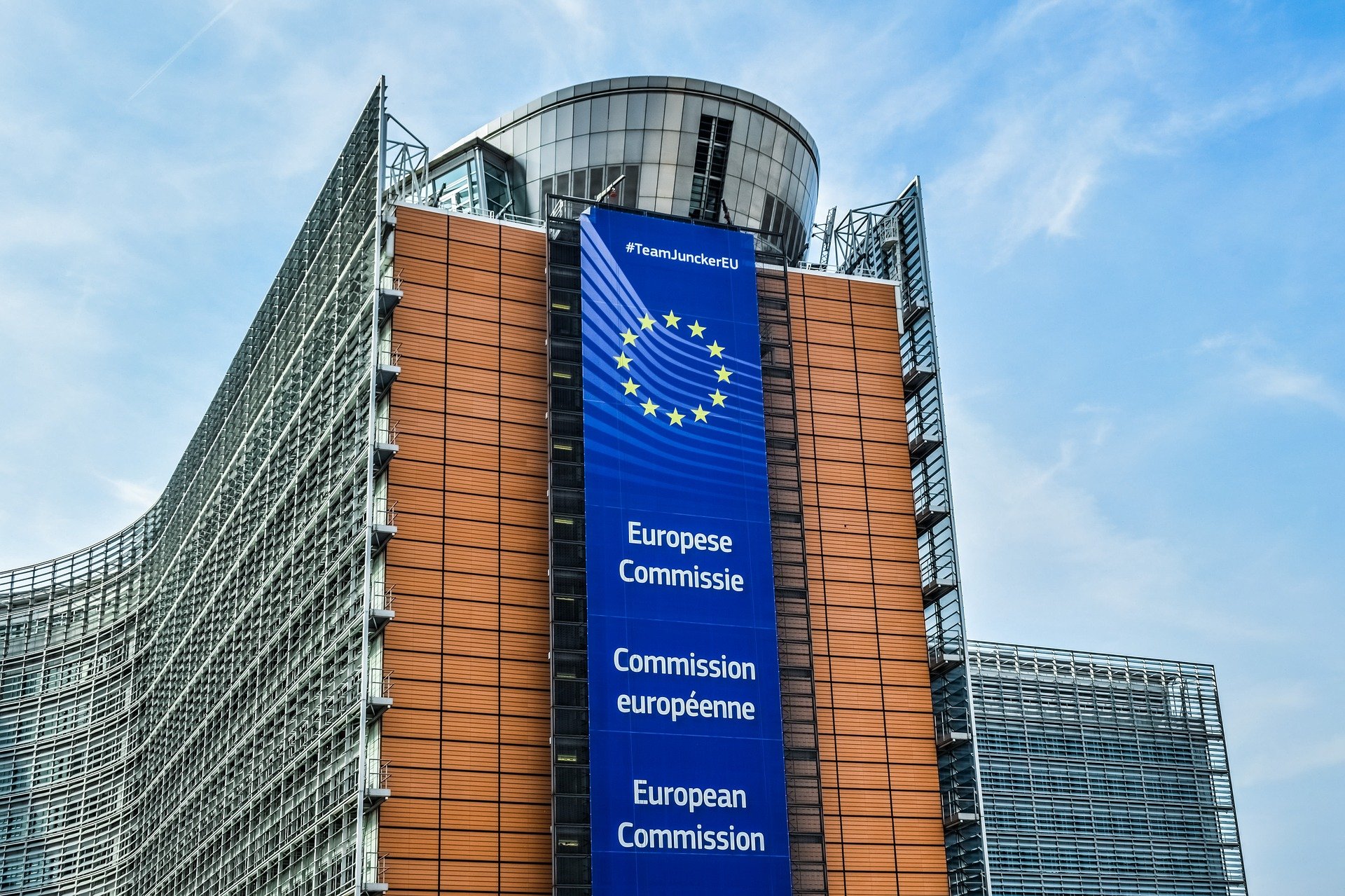 La Comissió Europea para els peus a Calvo per l'amenaça a Bèlgica si no entrega Puigdemont