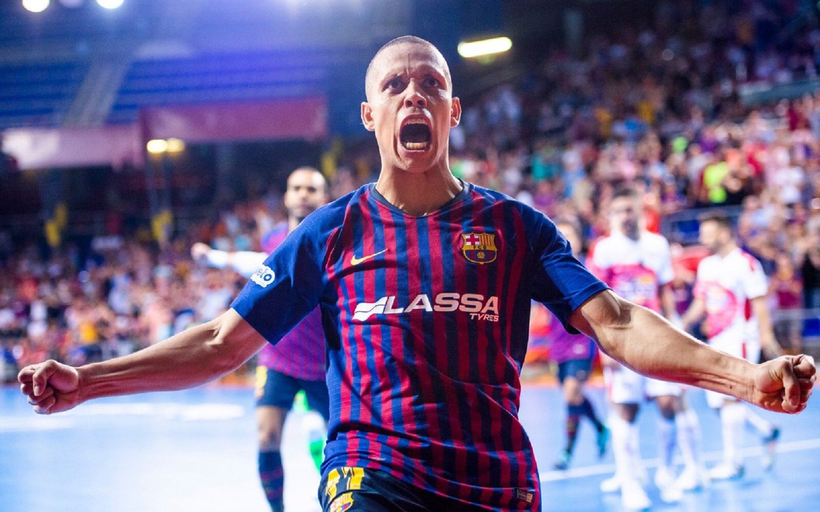 El Barça destroza a El Pozo y se acerca a la Liga (7-2)