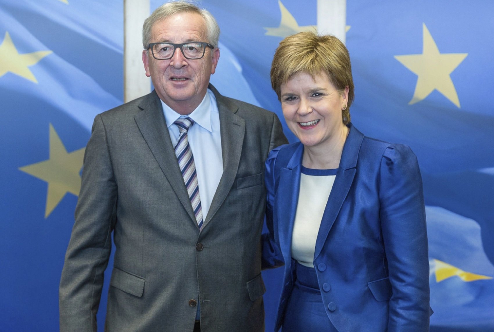 Juncker recibirá a la premier escocesa ante el anuncio de un segundo referéndum