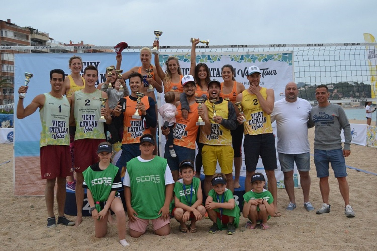 Badosa-Plaza i Kliokmanaite-Bouza, els millors al Vichy Catalan Volei Tour de Lloret de Mar