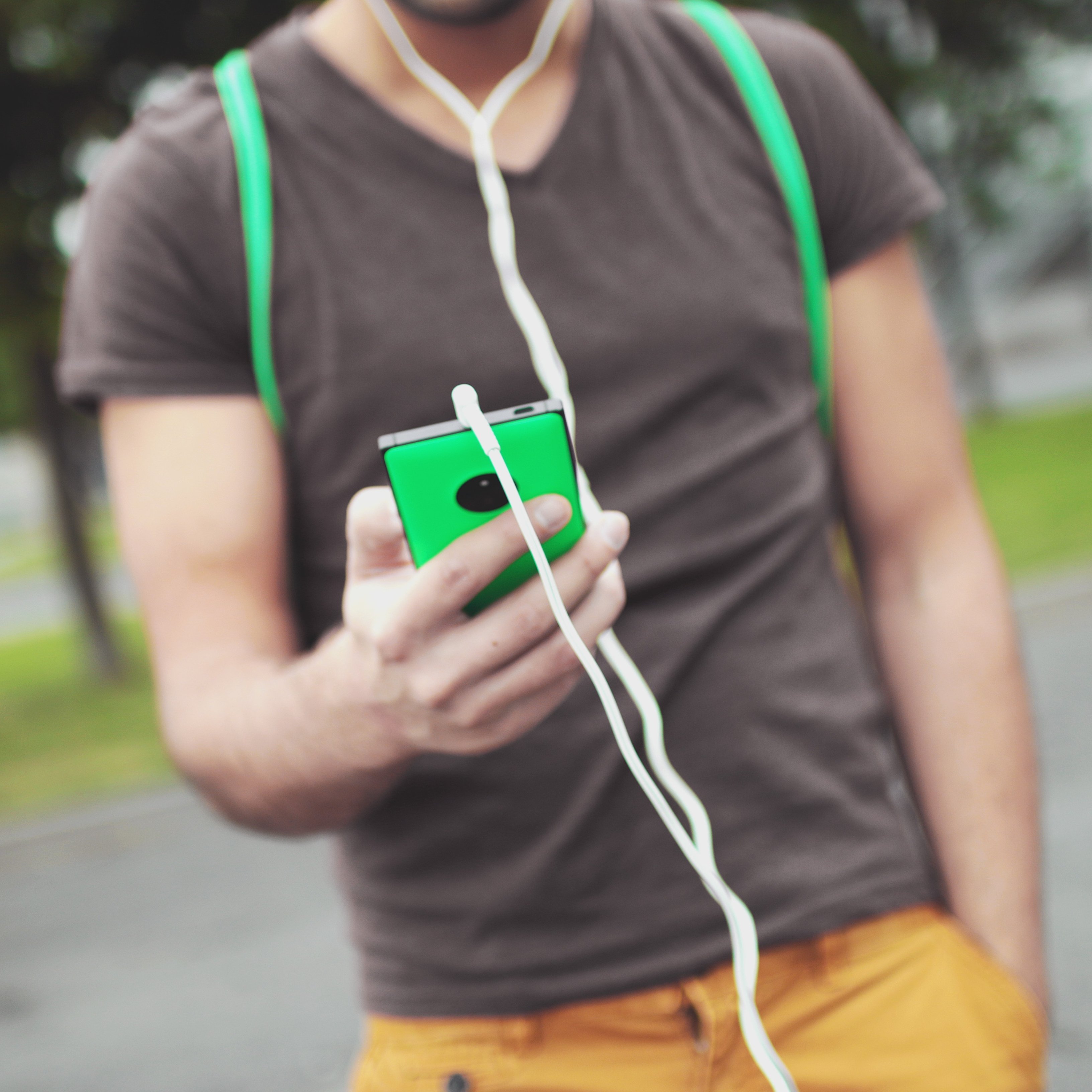 Shazam ya reconoce las canciones aunque lleves los auriculares conectados