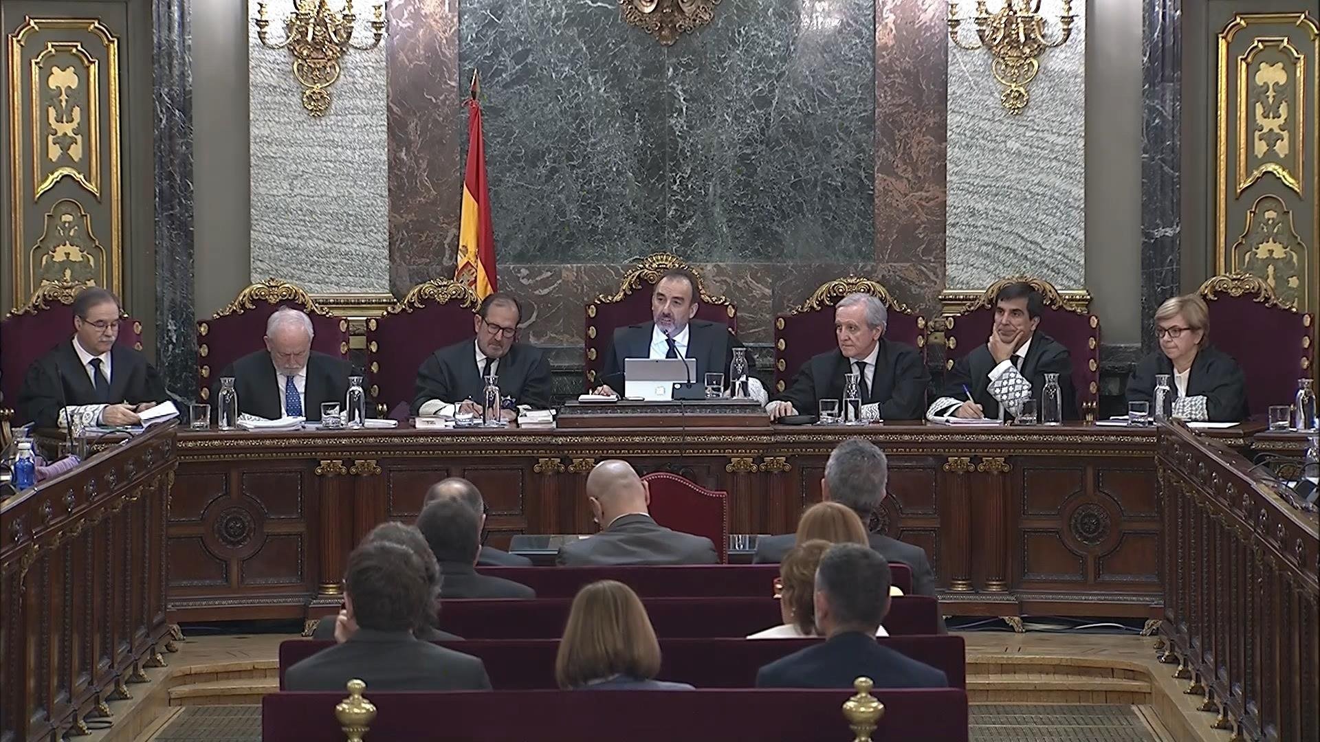 Juristes internacionals retreuen al Suprem la restricció dels drets d'expressió i assemblea