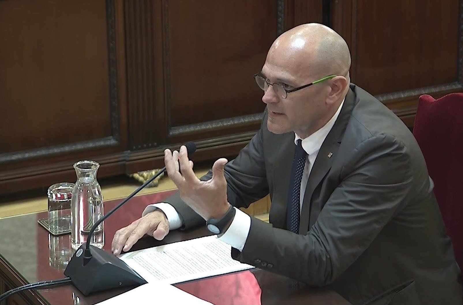 Romeva: "En aquest banc no només som 12 persones; som més de 2 milions"