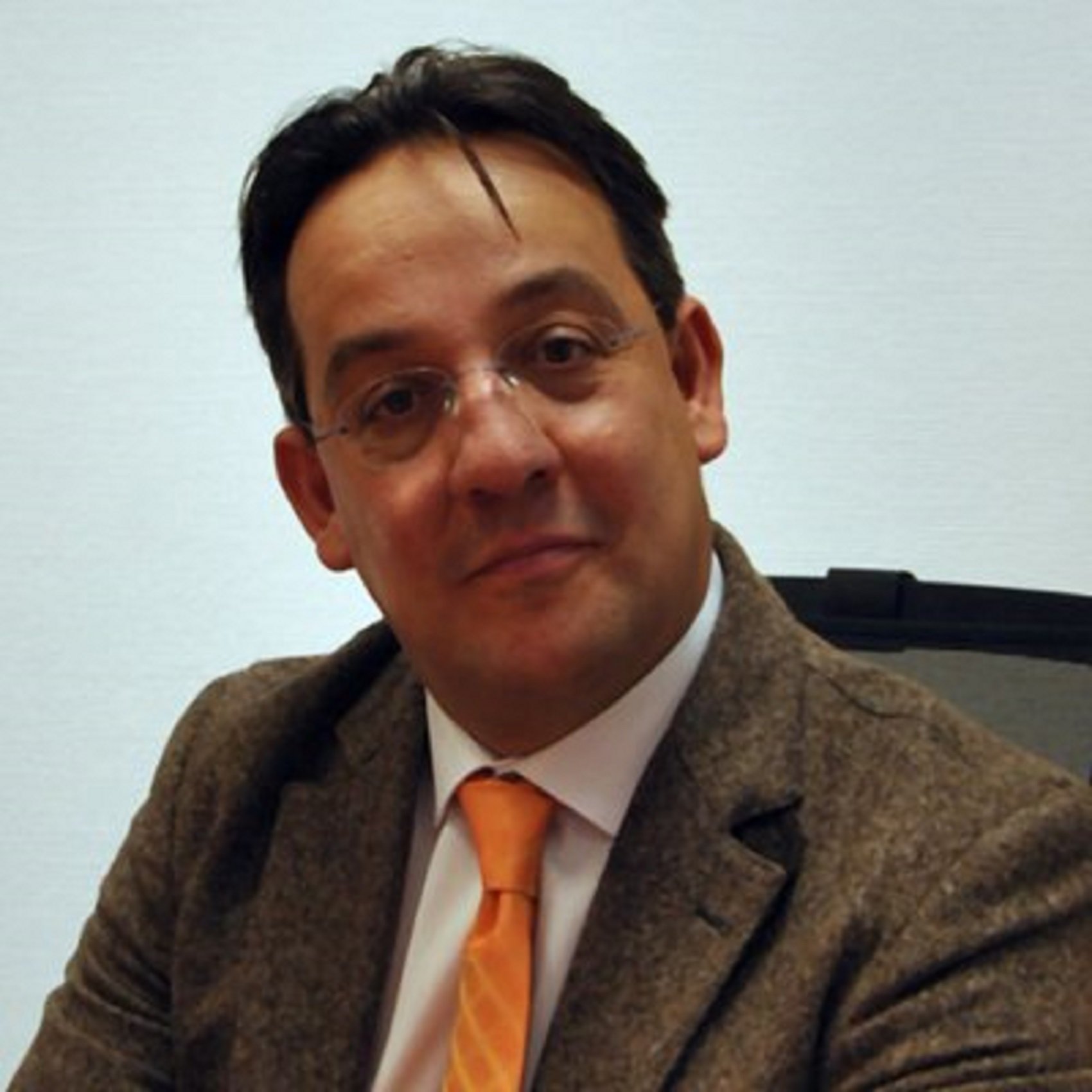 Dimite un alto cargo de Cs y carga contra la formación: "Es un timo"