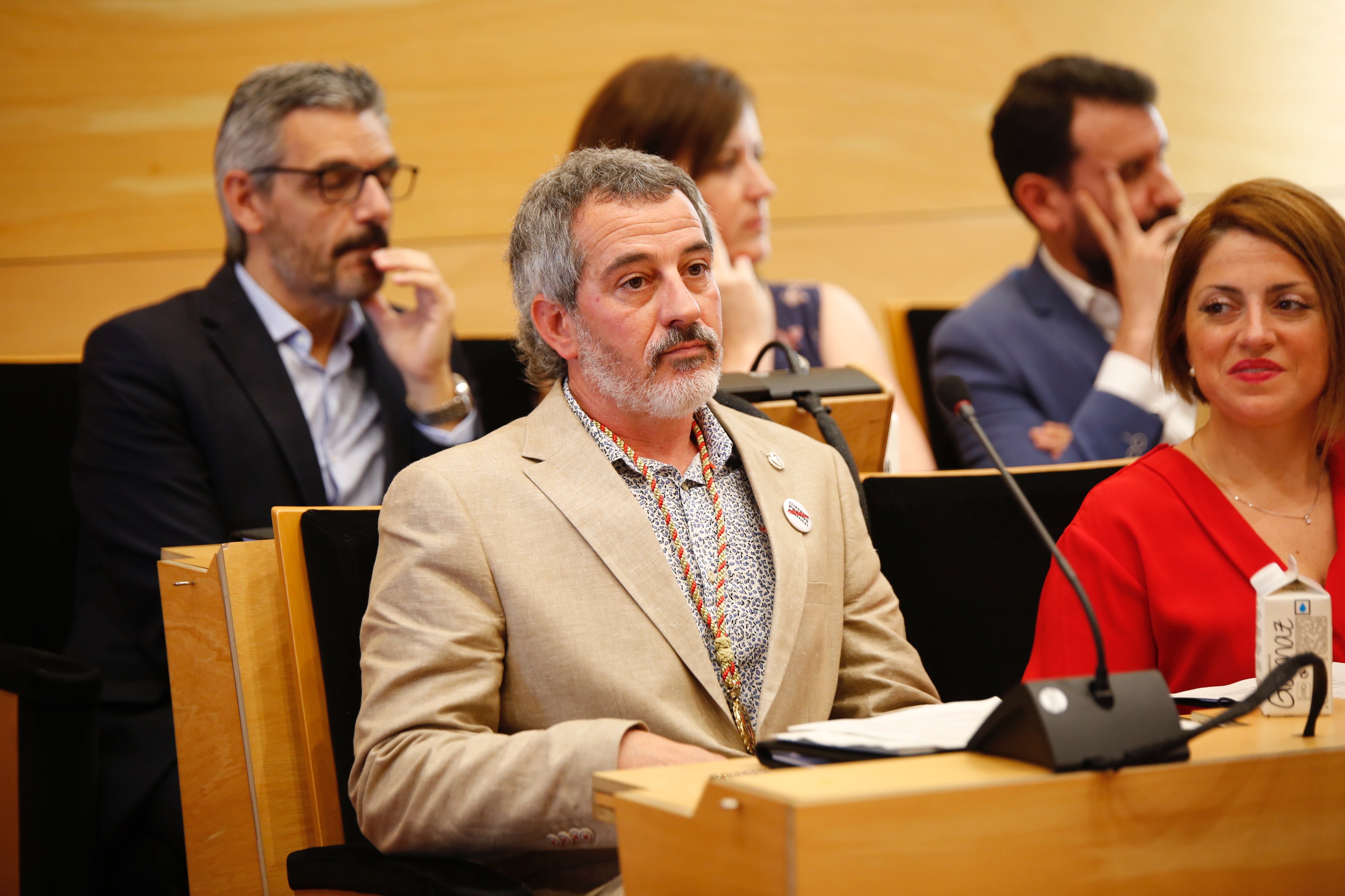 Pifia del candidato de Junts en Badalona apostando por Albiol como alcalde