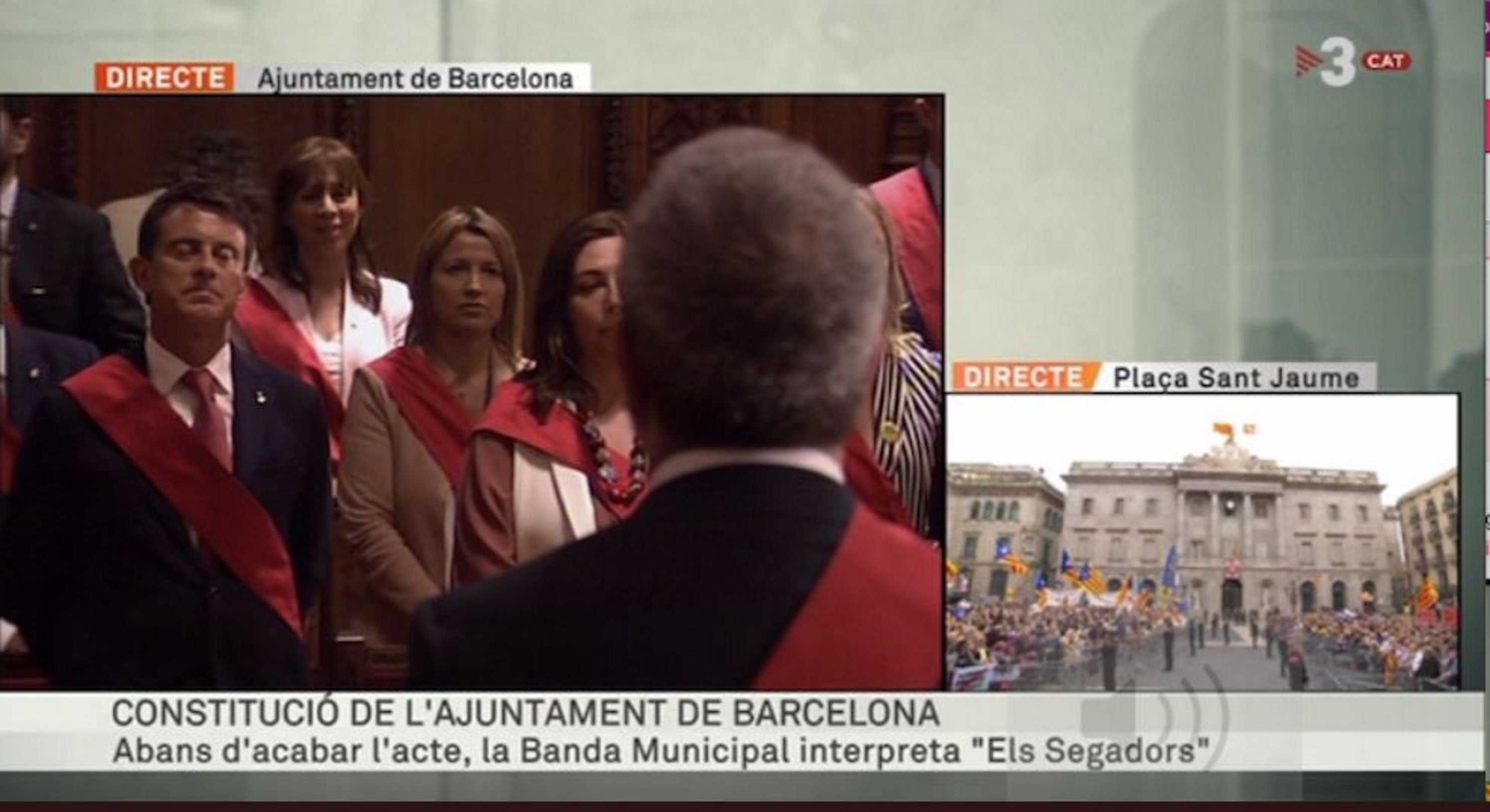 Enxampen Manuel Valls i Josep Bou sense cantar 'Els Segadors'