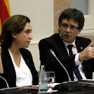 Colau demana per carta a Puigdemont que reuneixi el Consorci del Palau per acusar CDC