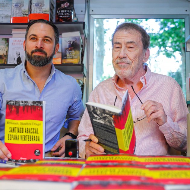 Abascal Dragó Feria Libro EFE