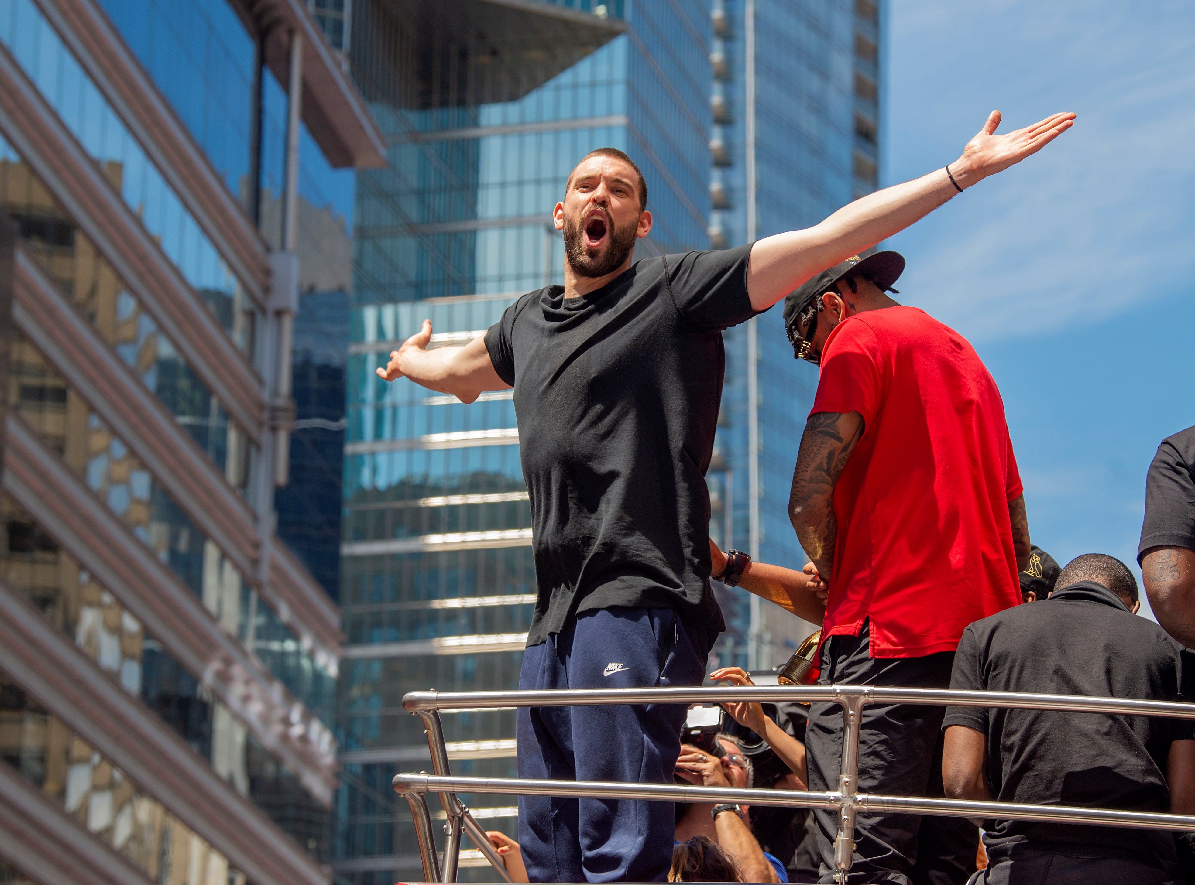 El 'hidalgo' viral de Marc Gasol que hace enloquecer al público canadiense