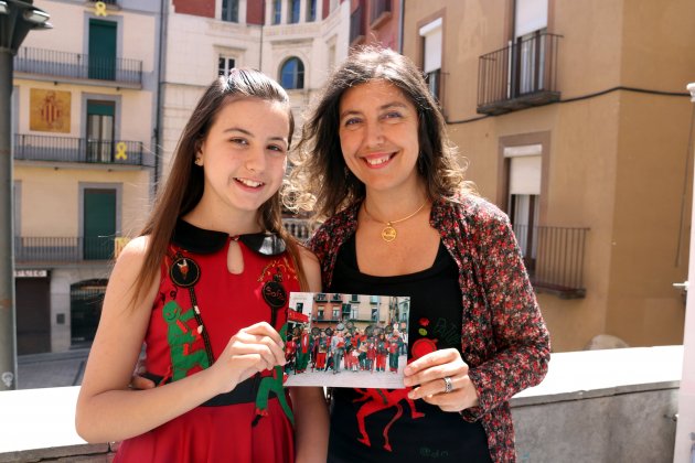 Salto de mazas|mazos mujeres Patum ACN