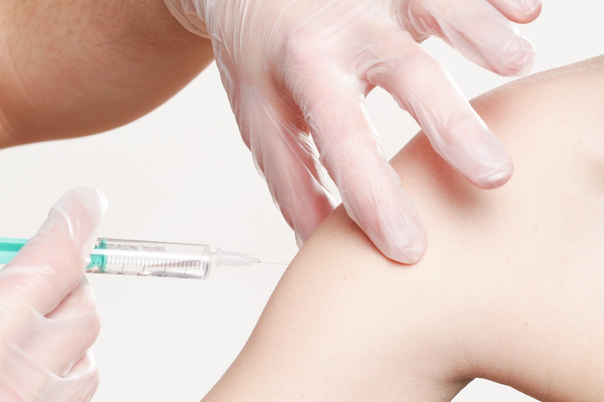 Tres quartes parts de la població mundial confia en les vacunes