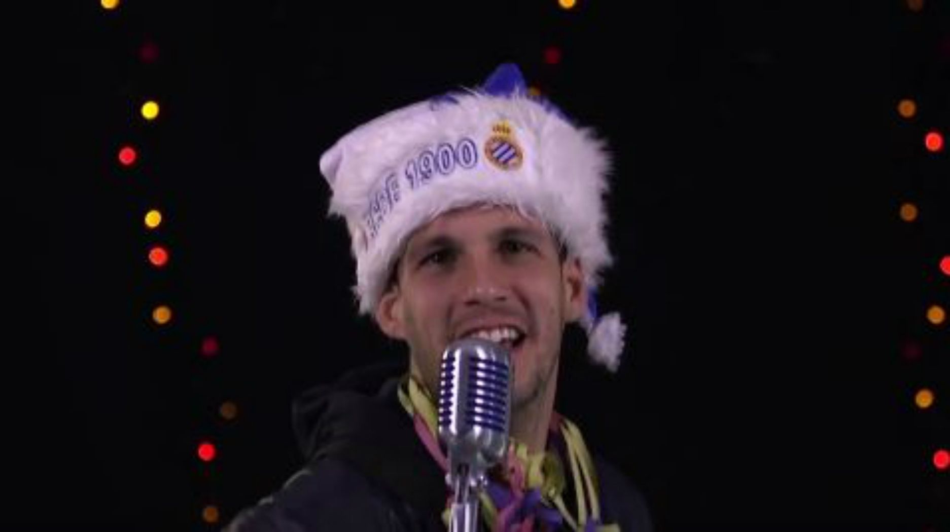 El Espanyol felicita la Navidad... ¡en chino!