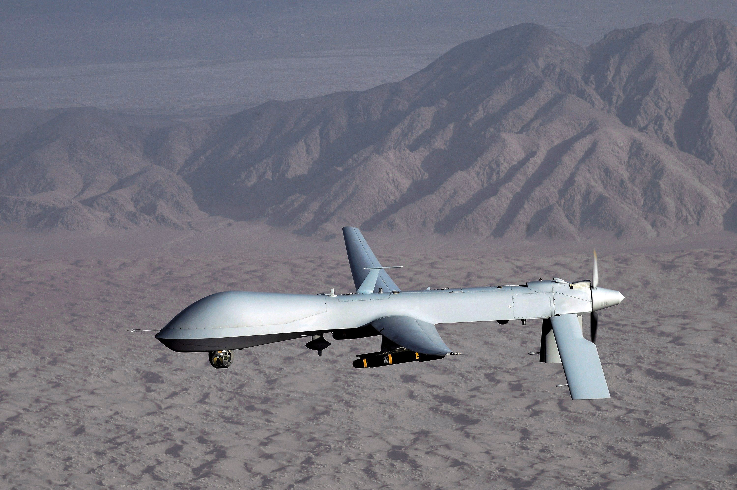 Irán derriba un dron espía de EE. UU.