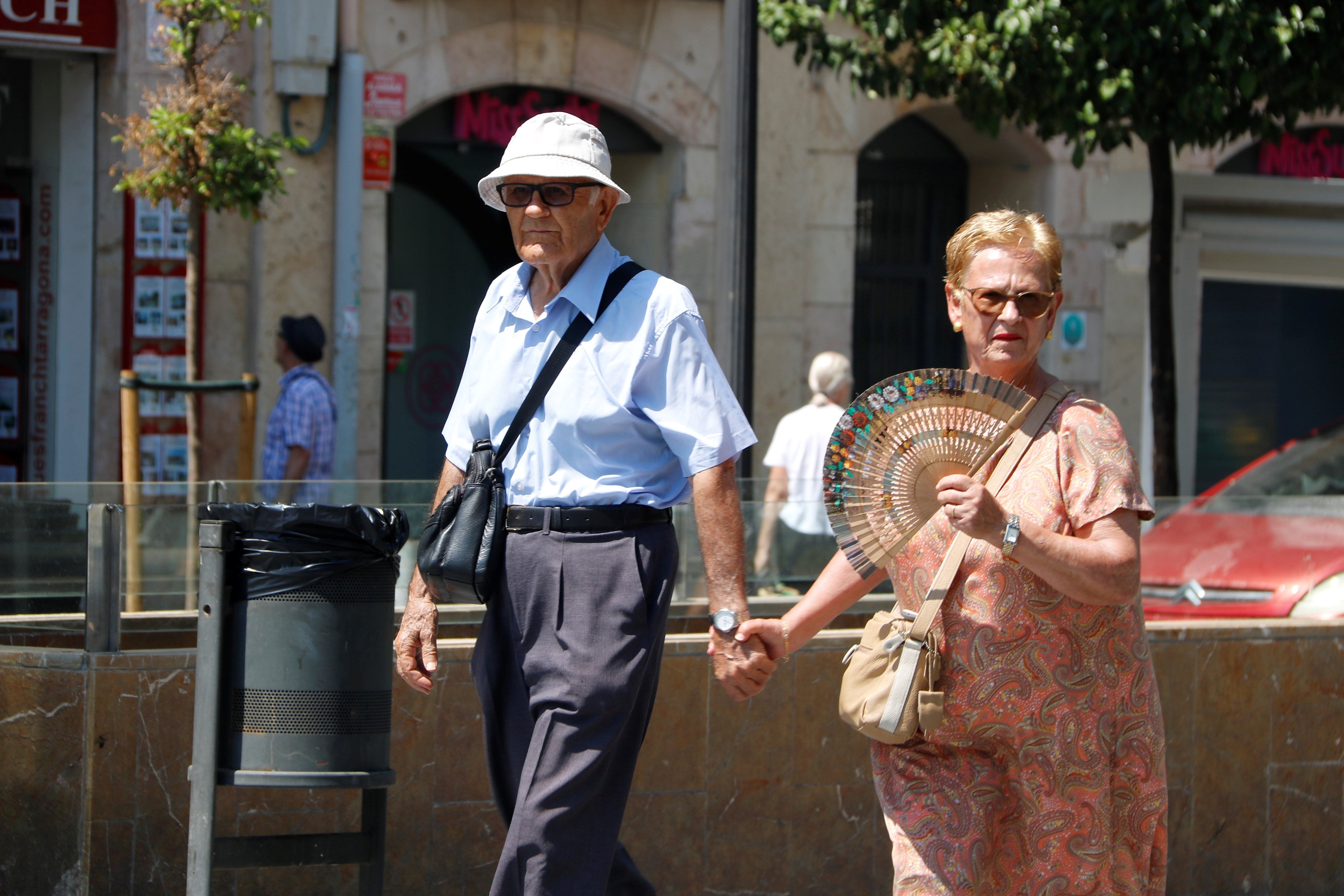 Activada la alerta por la ola de calor en todo Catalunya