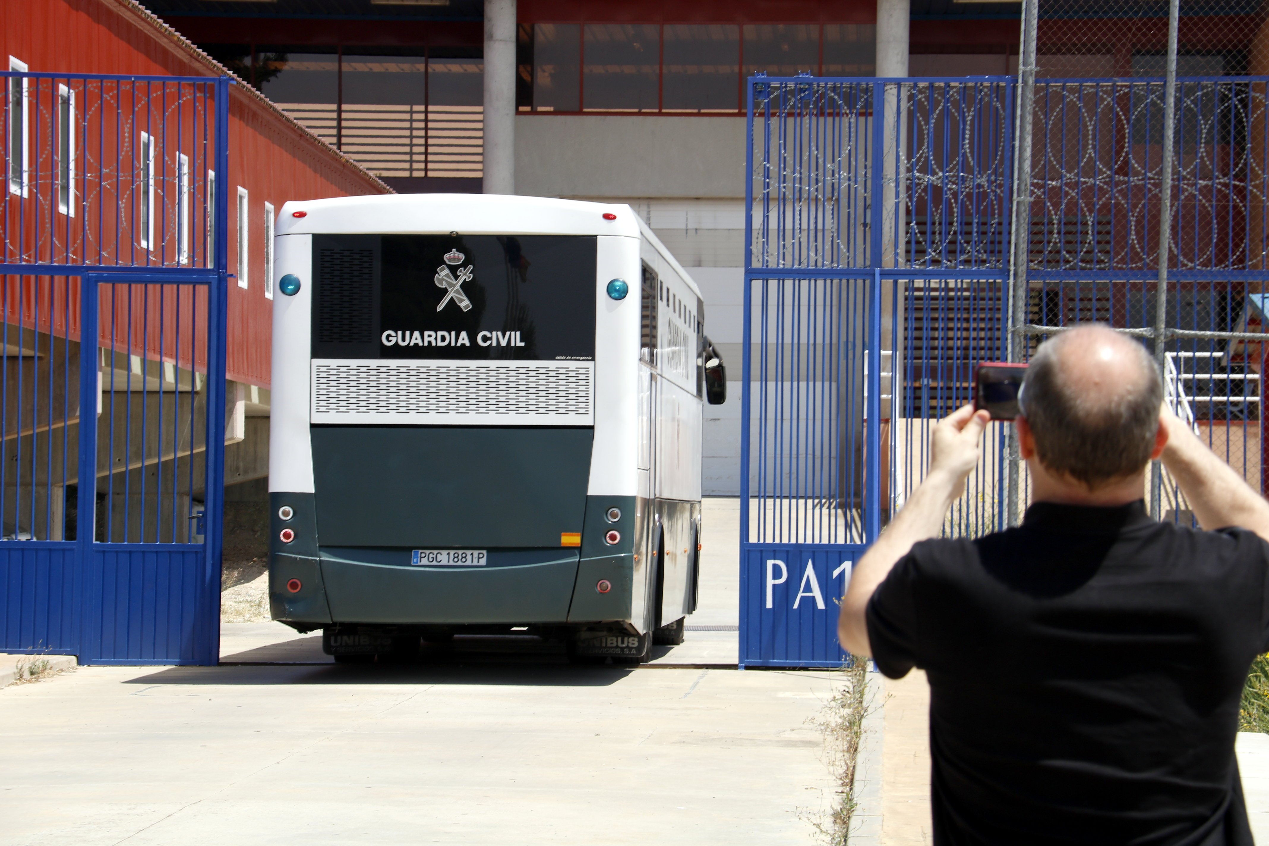 Els presos ja són a Zuera, l'última etapa abans d'arribar a Catalunya