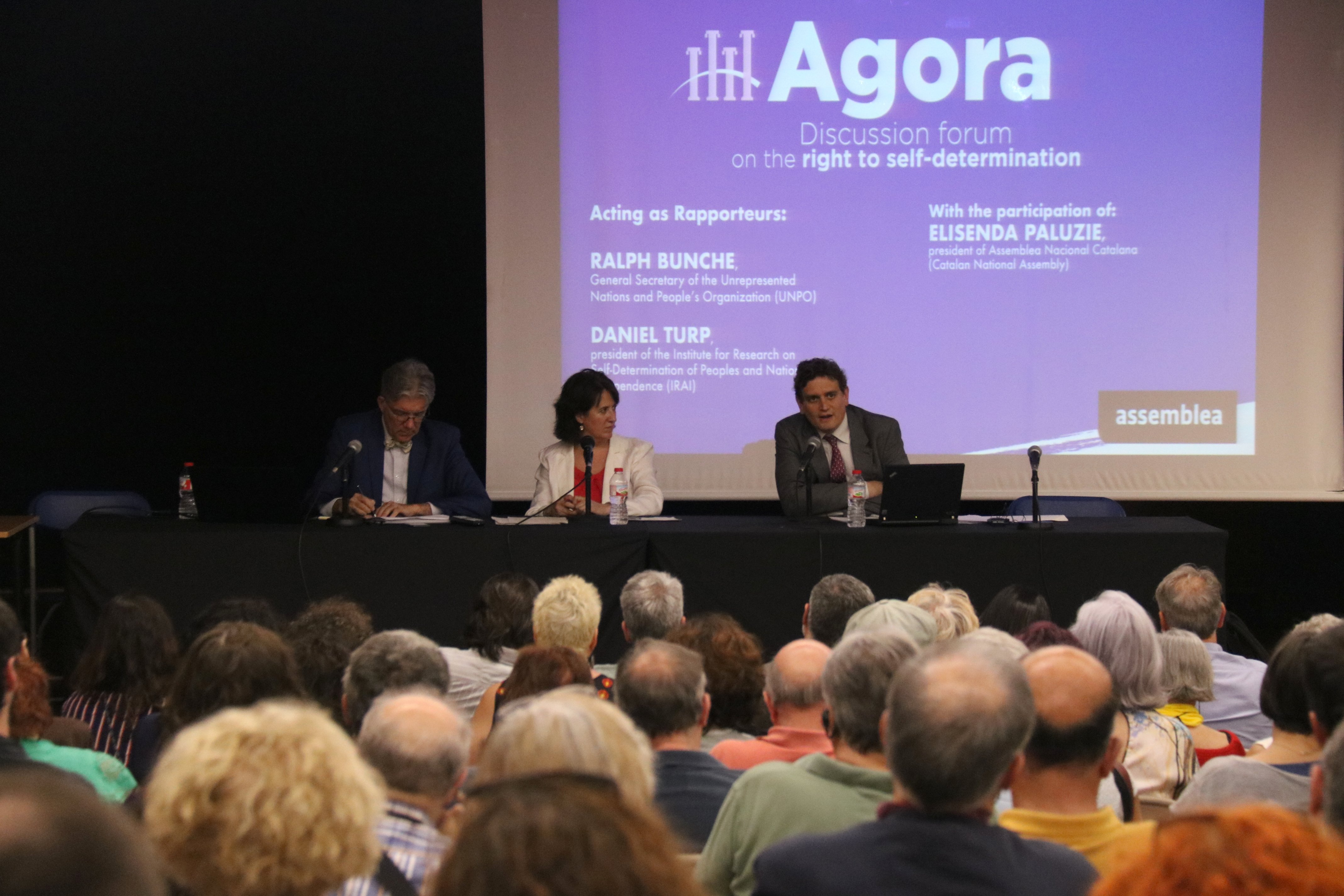 Experts internacionals denuncien el "judici contra el dret a l'autodeterminació"