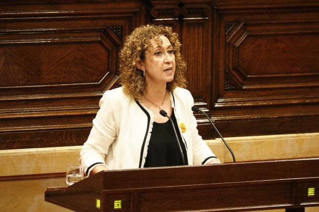 ester capella   acn