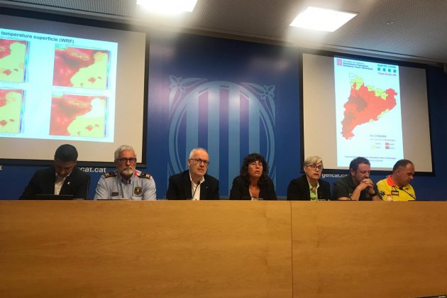 Roda prensa incendio y ola de calor - G.L.