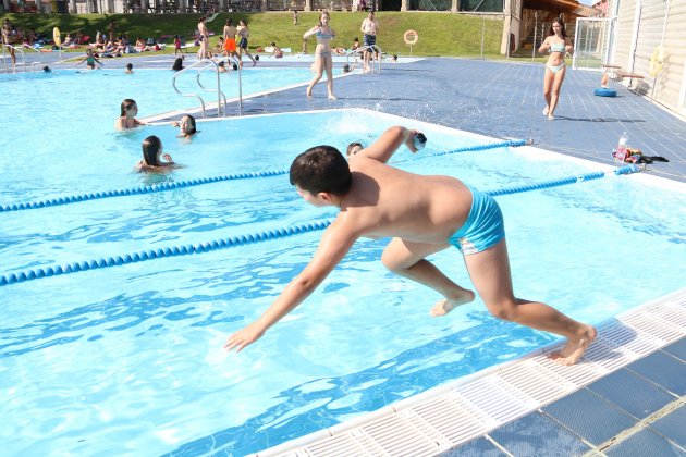 piscina municipal - acn
