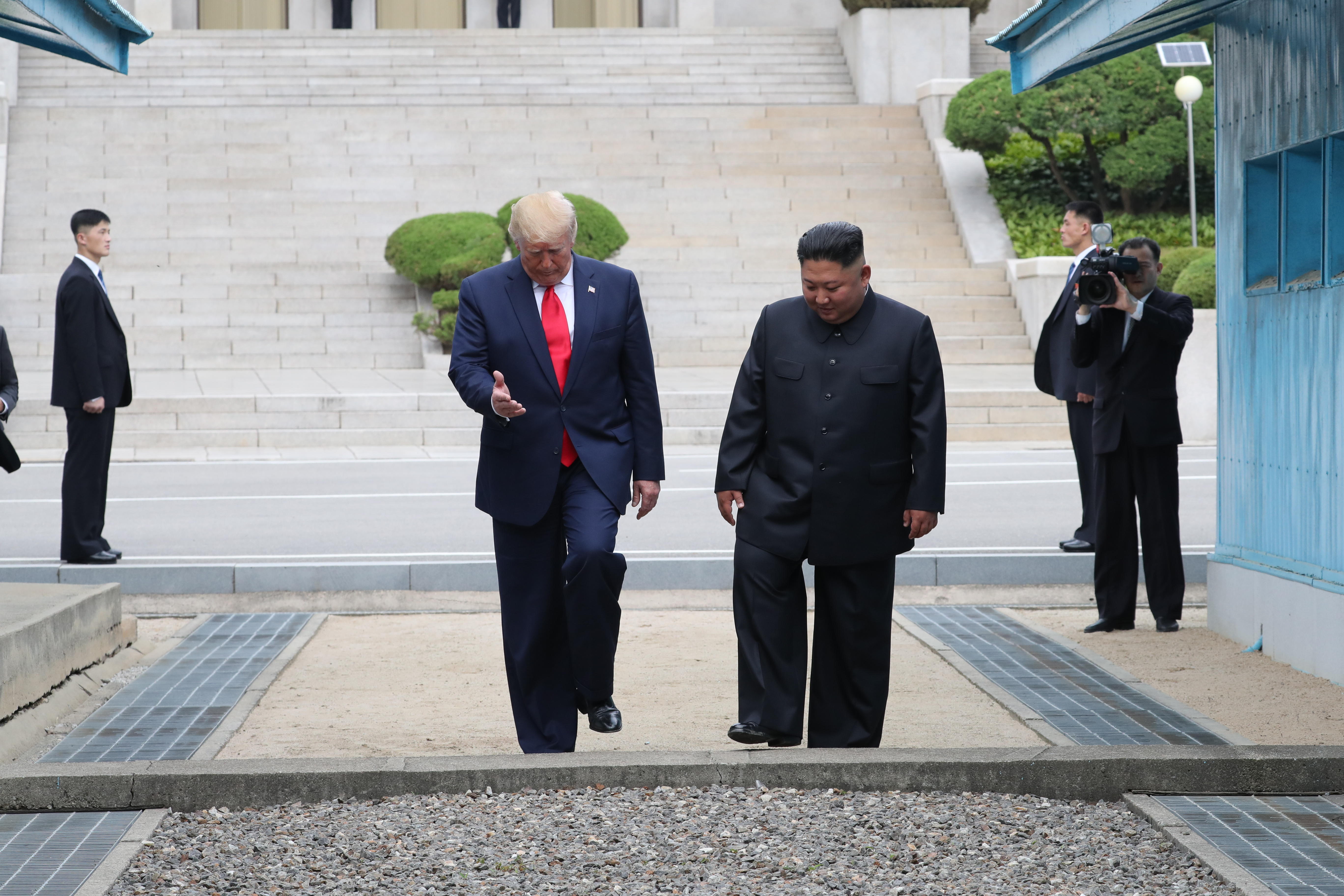 Trump celebra una històrica trobada amb Kim a la frontera intercoreana