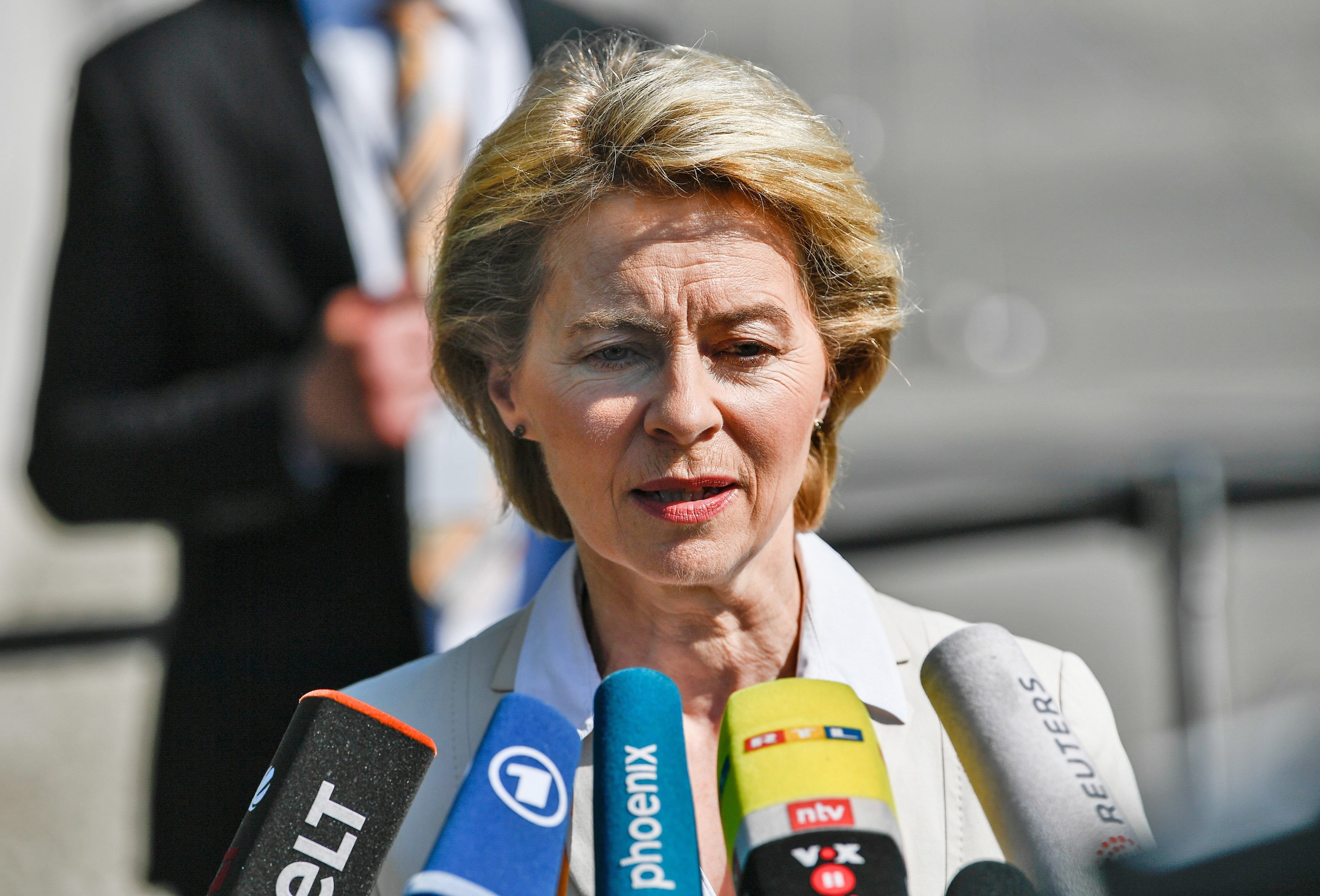 L'alemanya Ursula von der Leyen, elegida per presidir la Comissió Europea