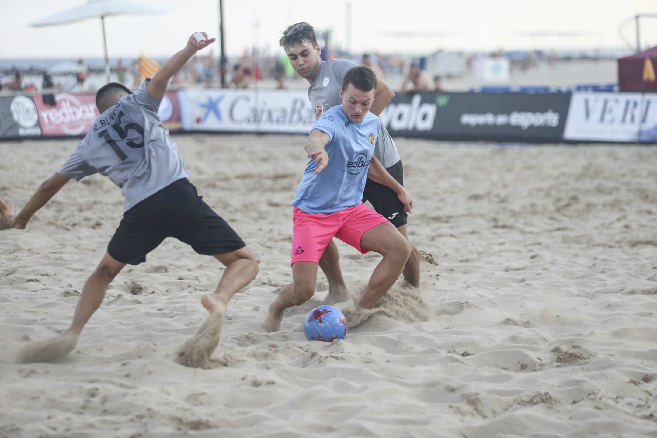 Torredembarra serà l’epicentre del millor futbol platja català durant dos caps de setmana