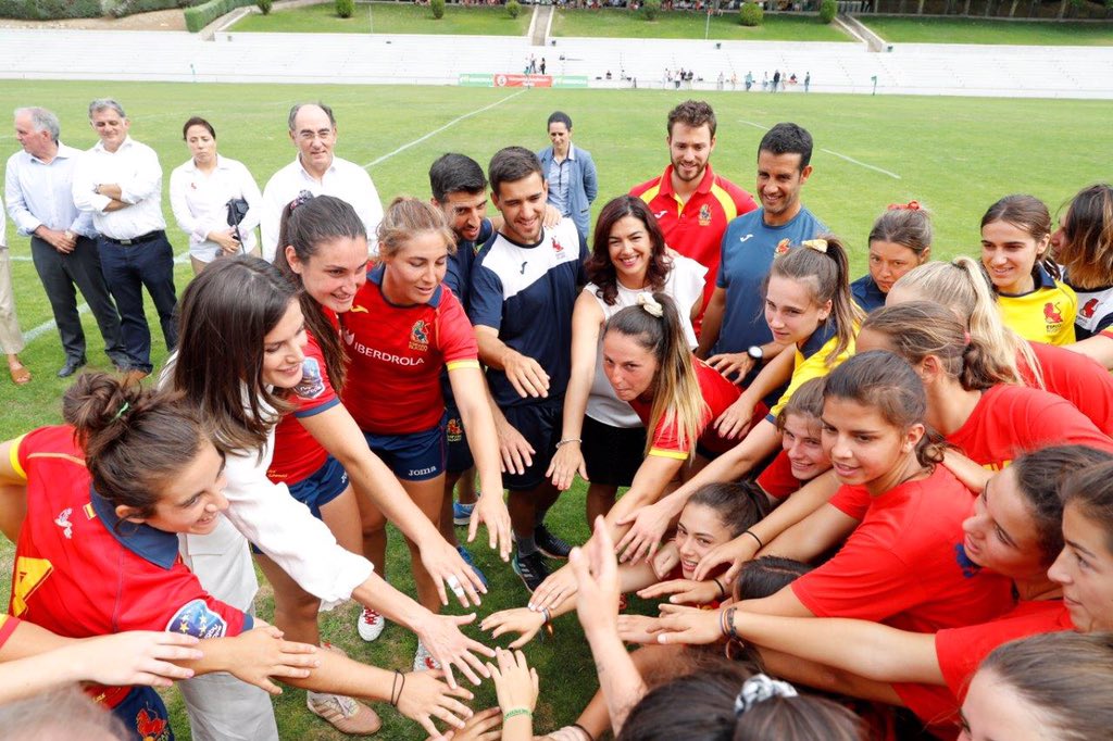 leticia corro rugby CR