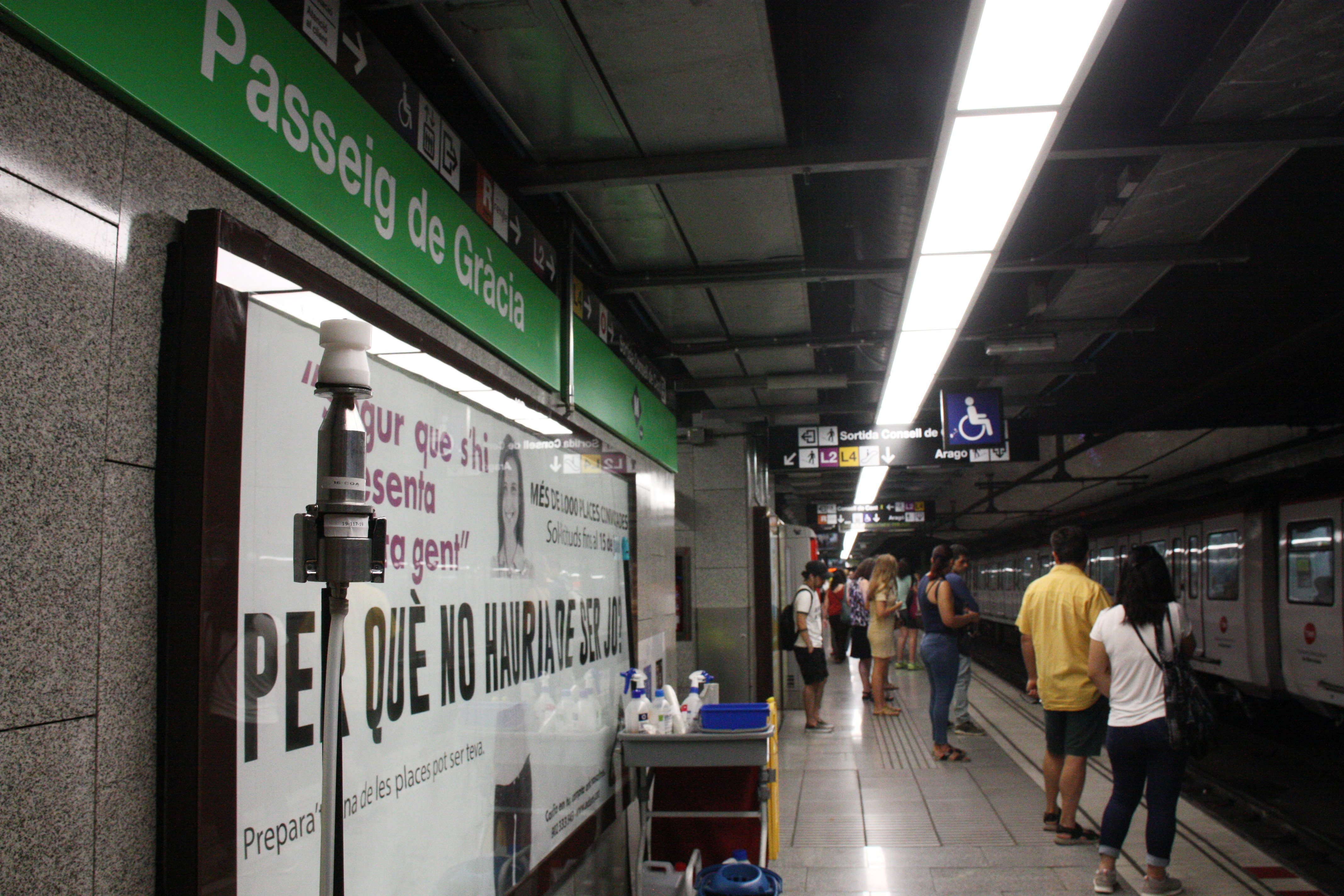 Campanya per detectar amiant a l'aire de quatre estacions del metro